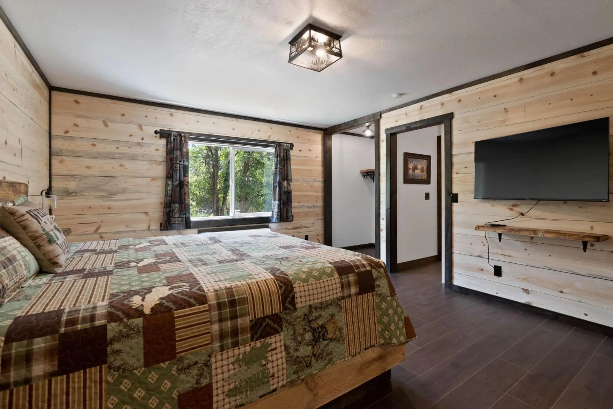 Bed in Lake Village Lodge