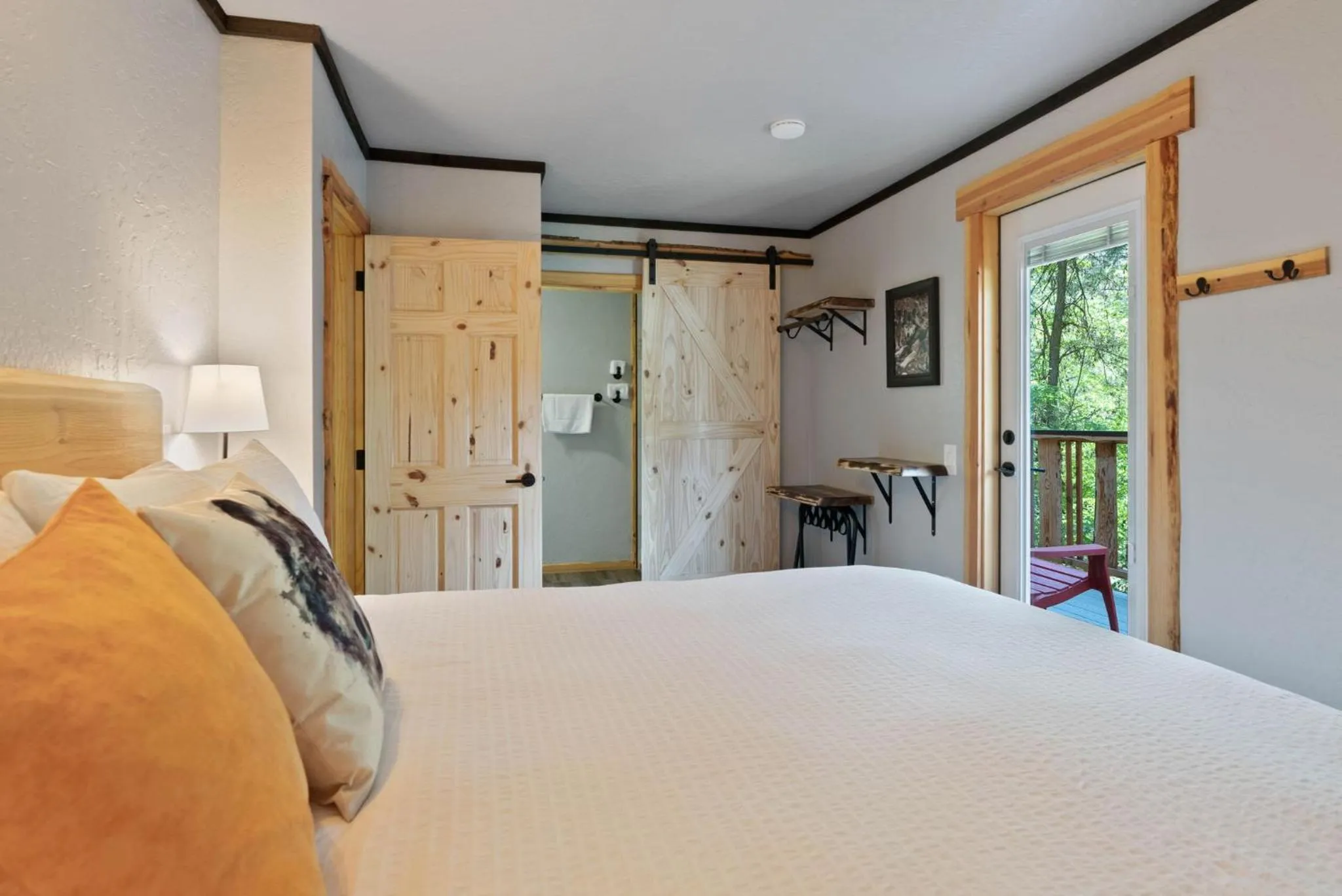 Bed in Lake Village Lodge