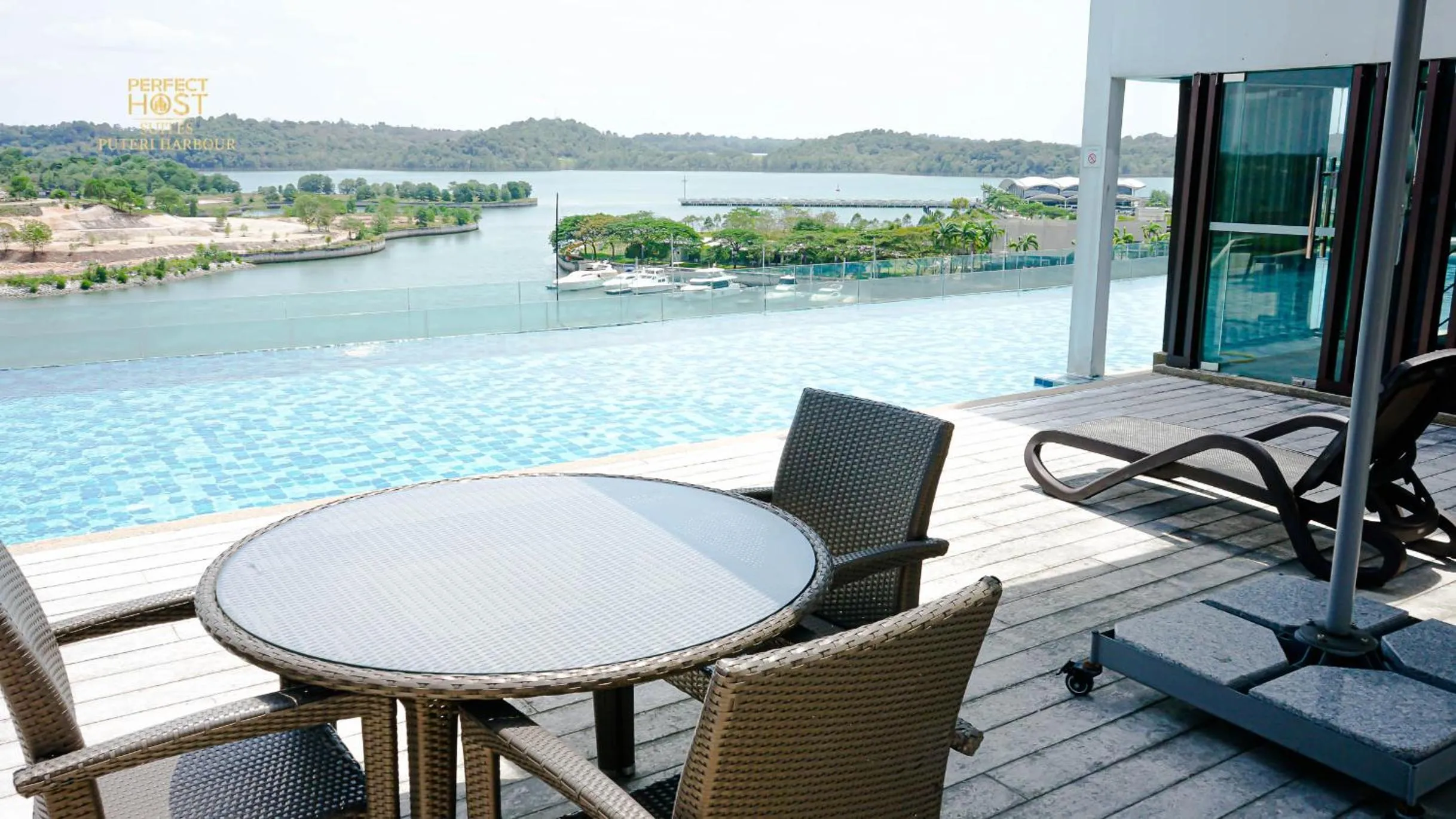 Pool view in Marina Puteri Harbour Johor by Perfect Host