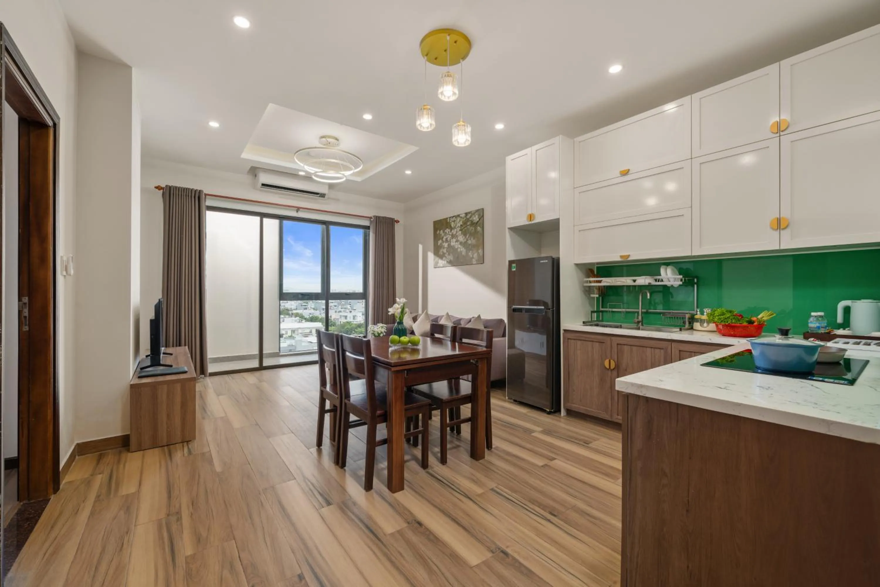 kitchen in ATP Galaxy Hotel & Apartment Danang