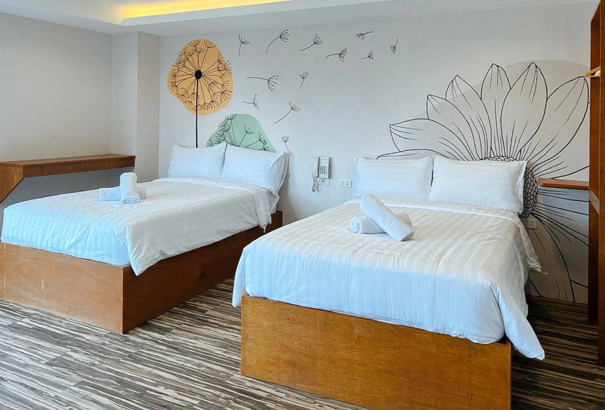 Bed in Lea Robert Hotel Angeles Pampanga by RedDoorz