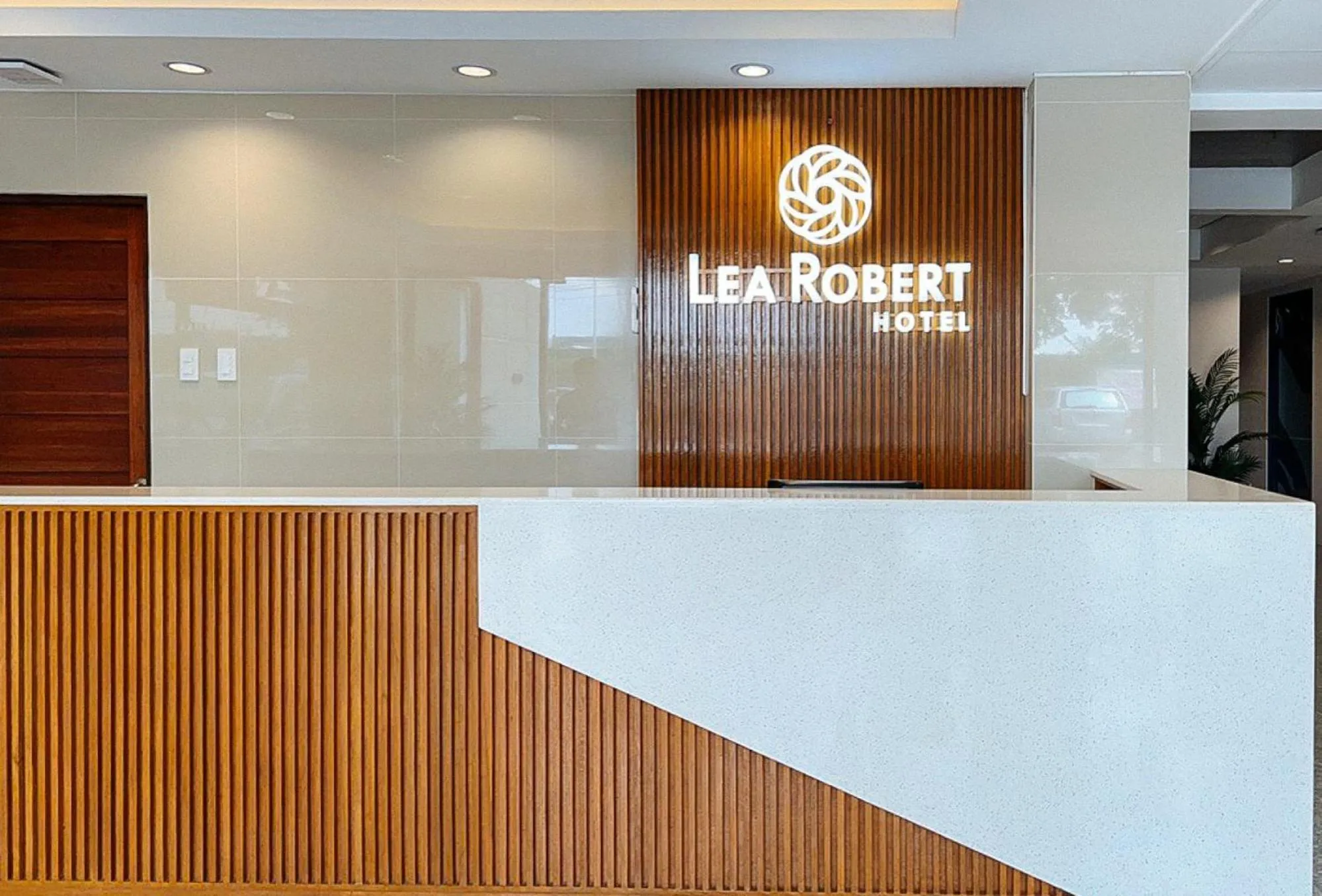 Lobby or reception in Lea Robert Hotel Angeles Pampanga by RedDoorz