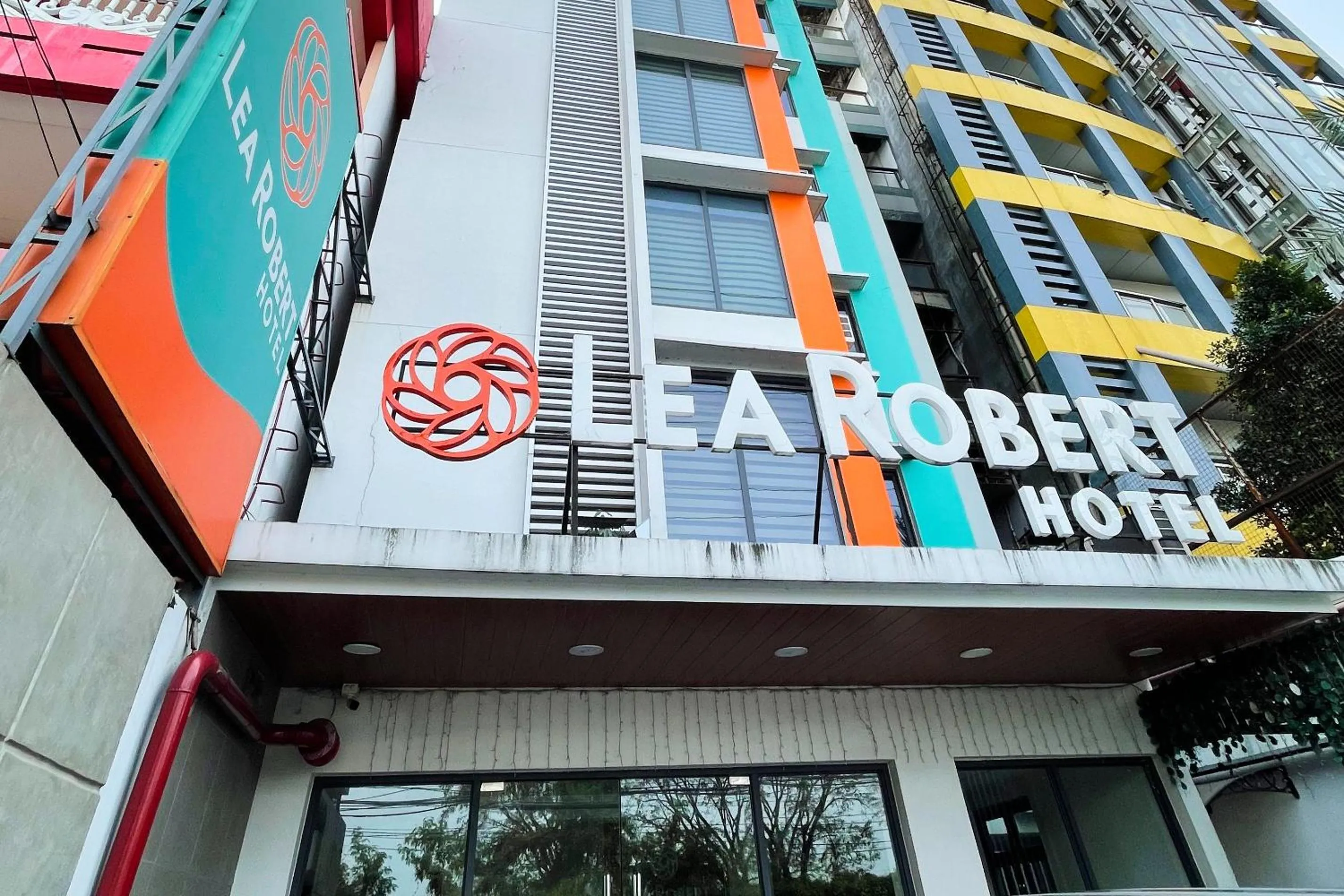 Property building in Lea Robert Hotel Angeles City