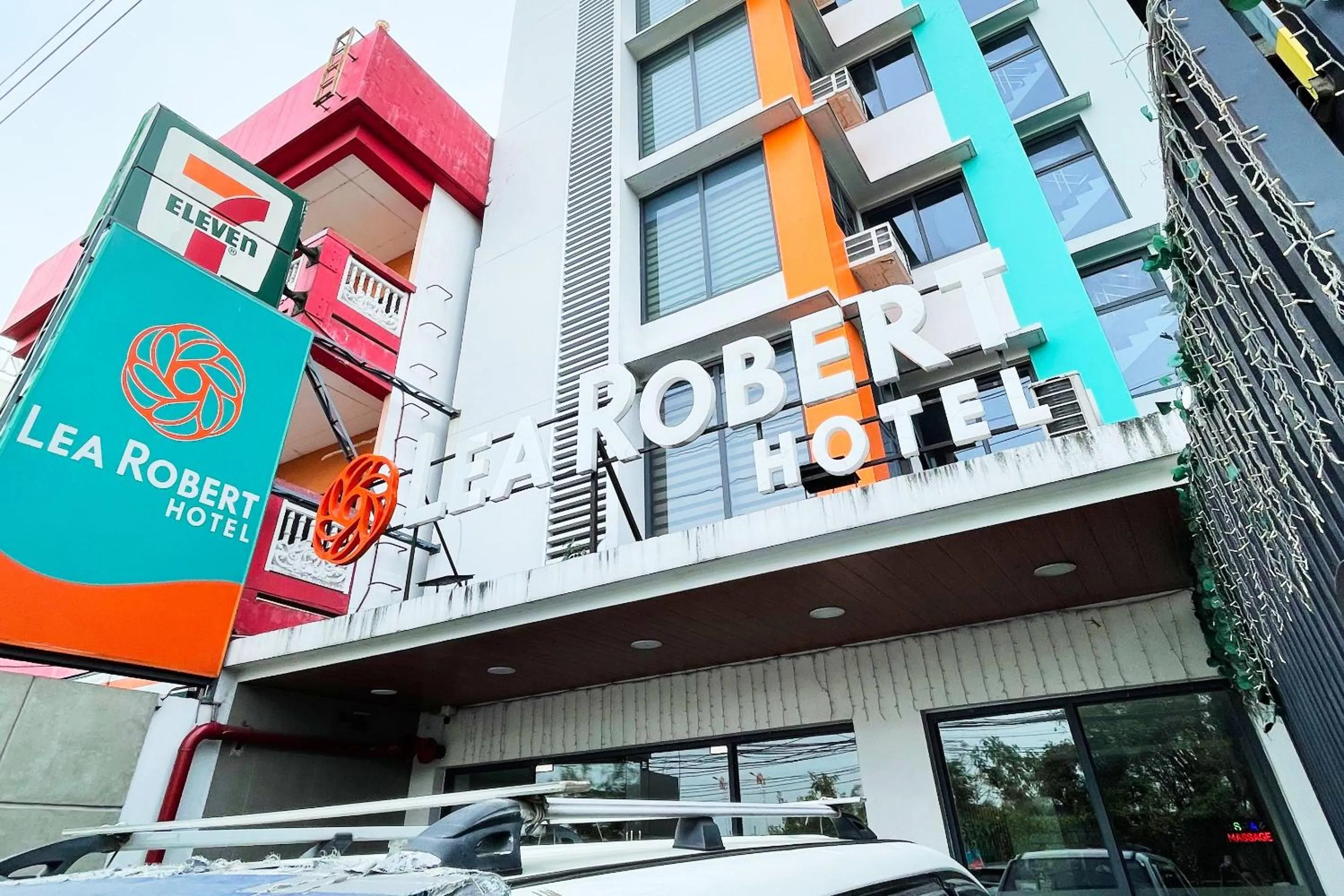 Property building in Lea Robert Hotel Angeles City