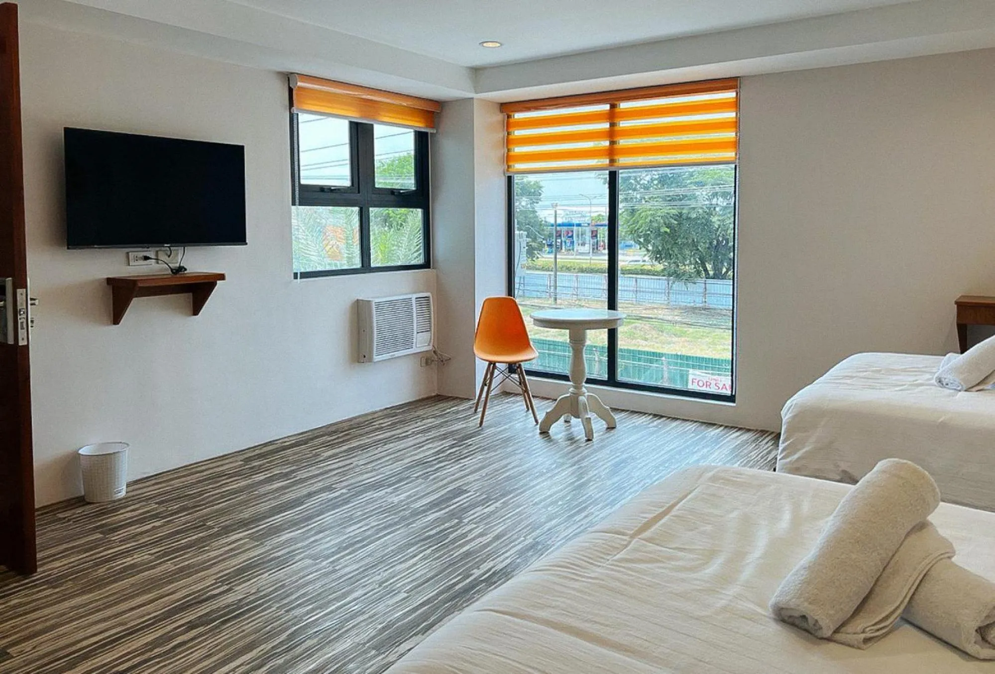 Bed in Lea Robert Hotel Angeles Pampanga by RedDoorz