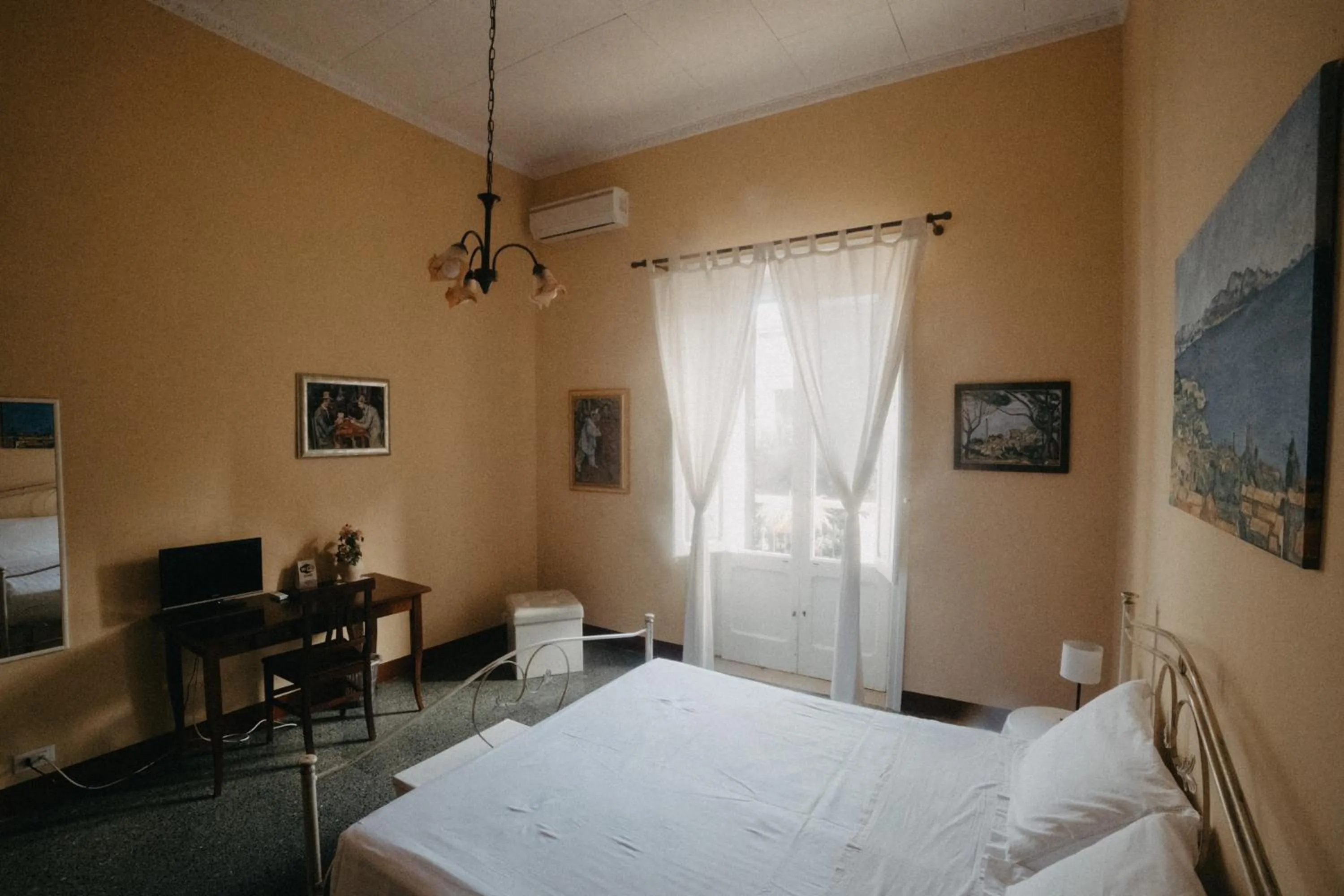 Bedroom, Bed in Piazza Argento