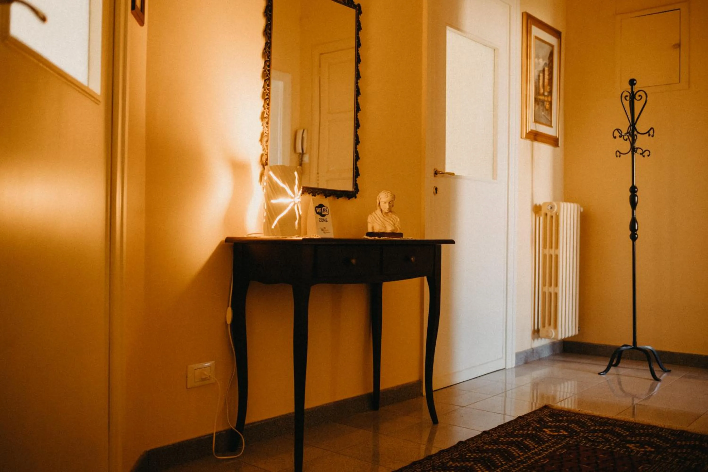 Living room in Piazza Argento