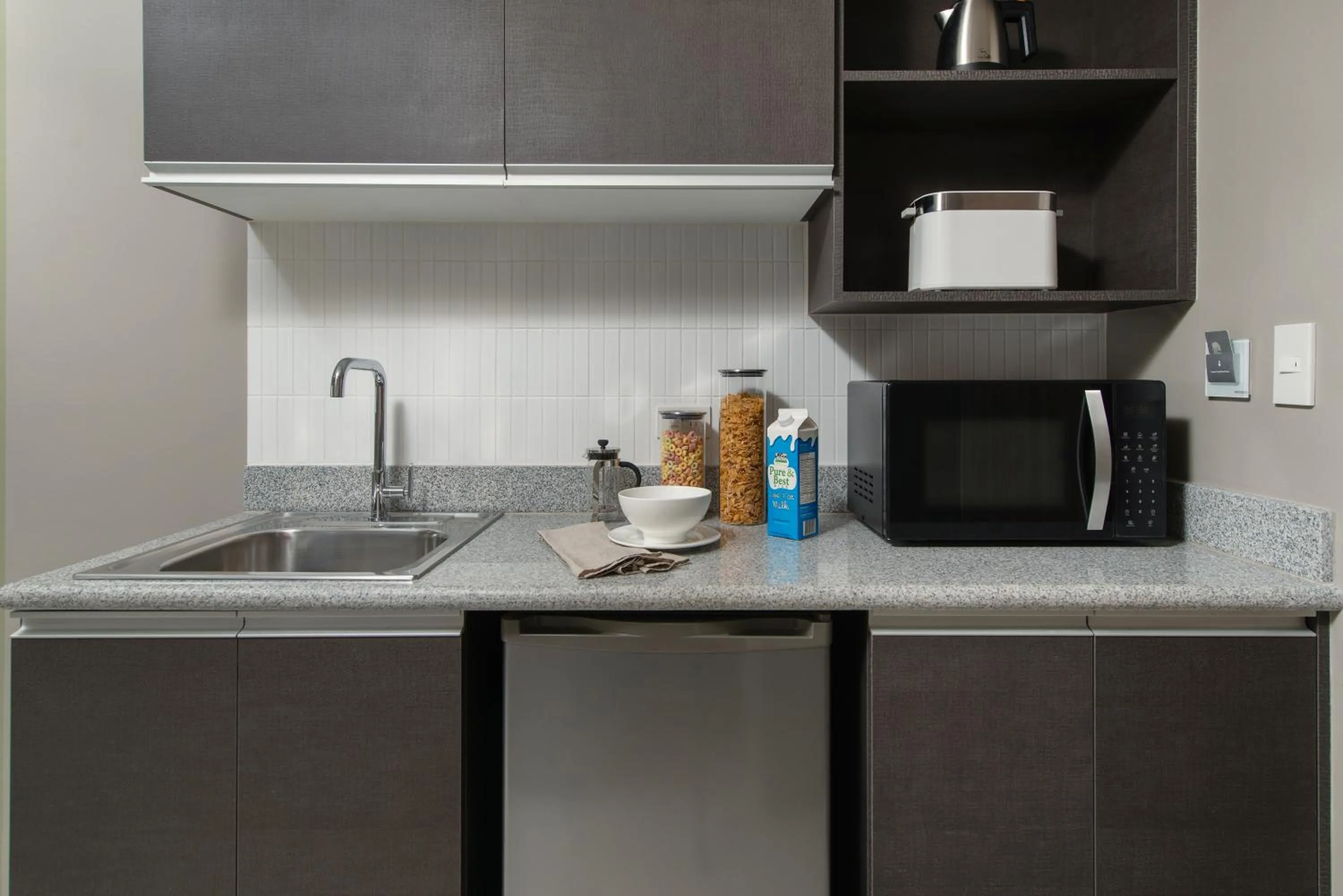 minibar in The Suites at Torre Lorenzo Malate - Managed by The Ascott Limited