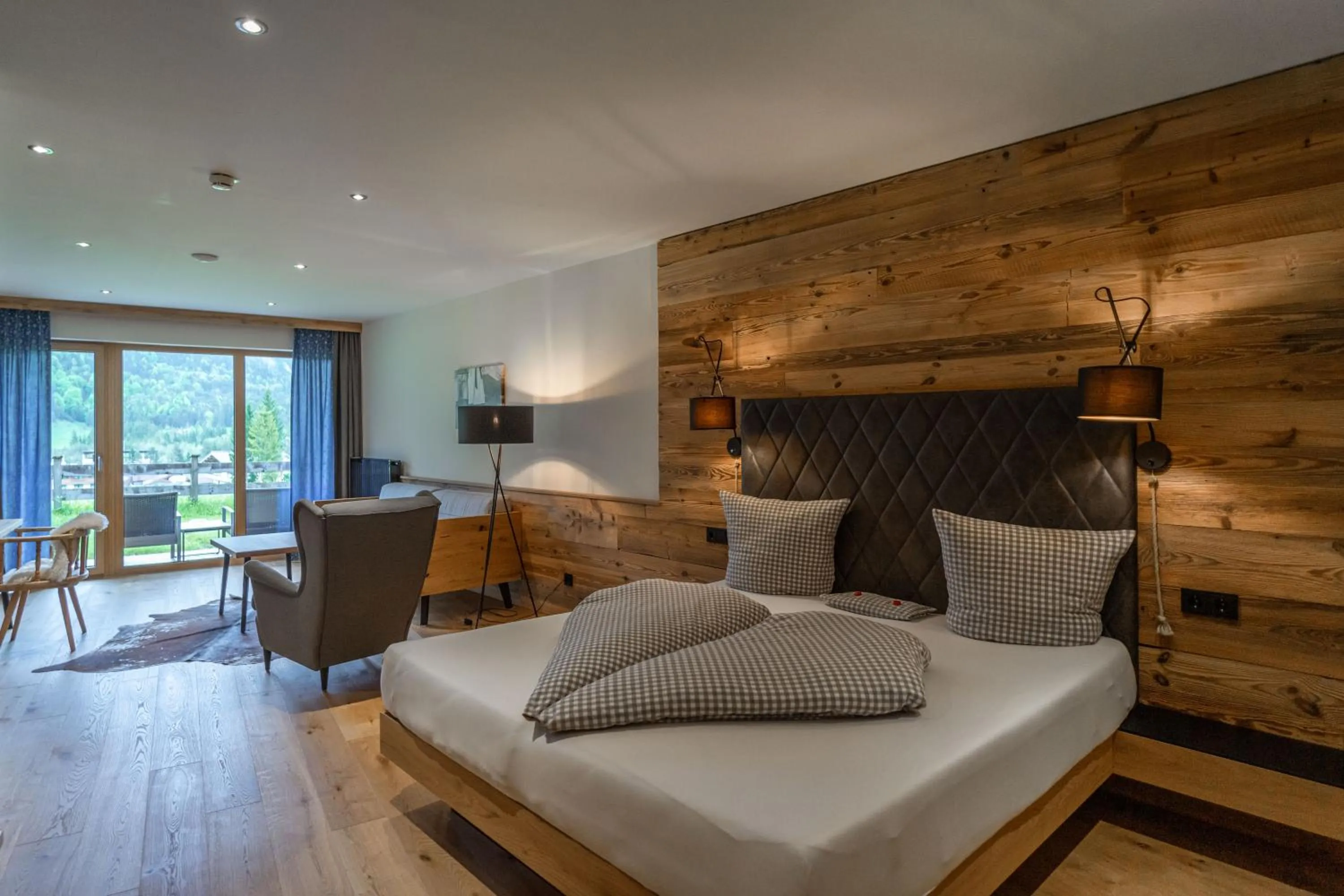 Bed in Hotel Landhaus Tirolerherz