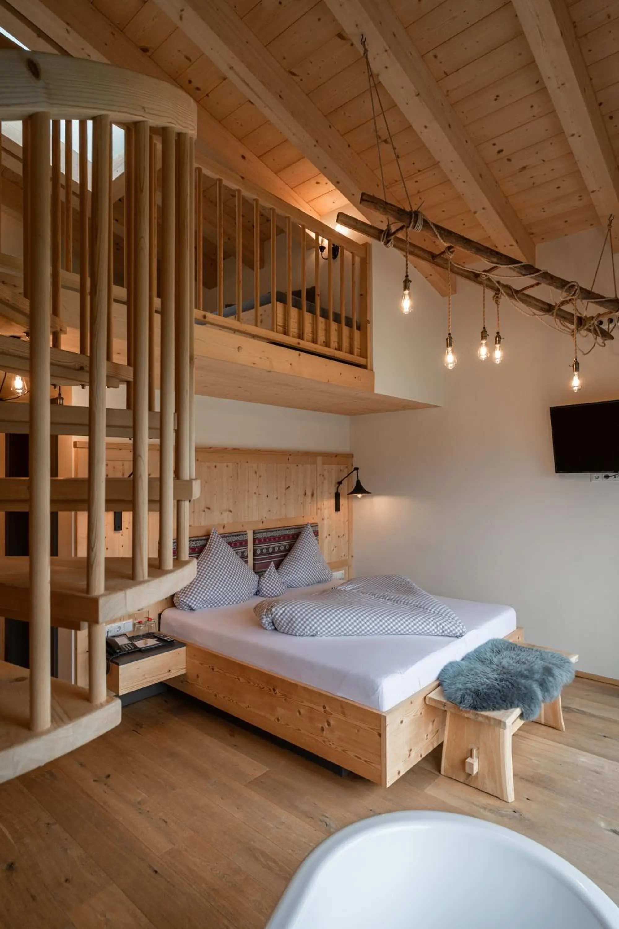 Bed in Hotel Landhaus Tirolerherz