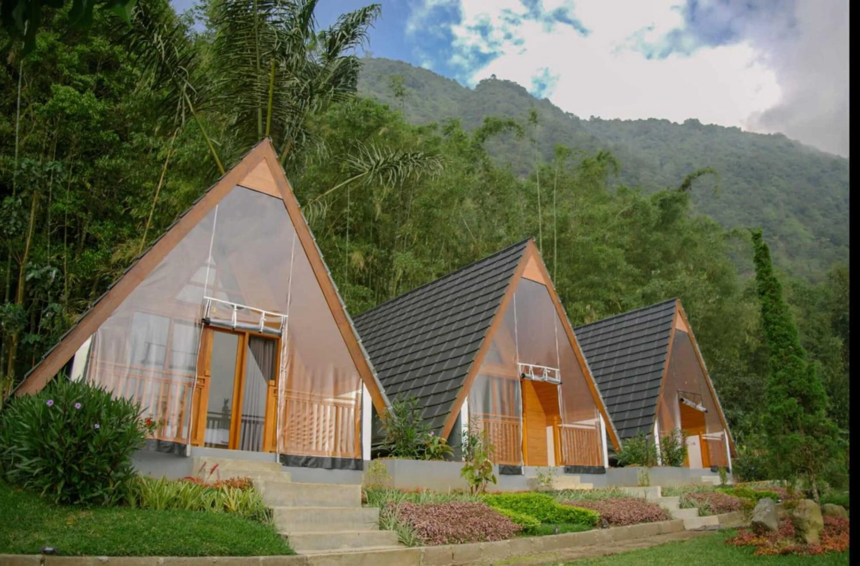 Property building in Popitan Garden Campground & Glamping Bedugul