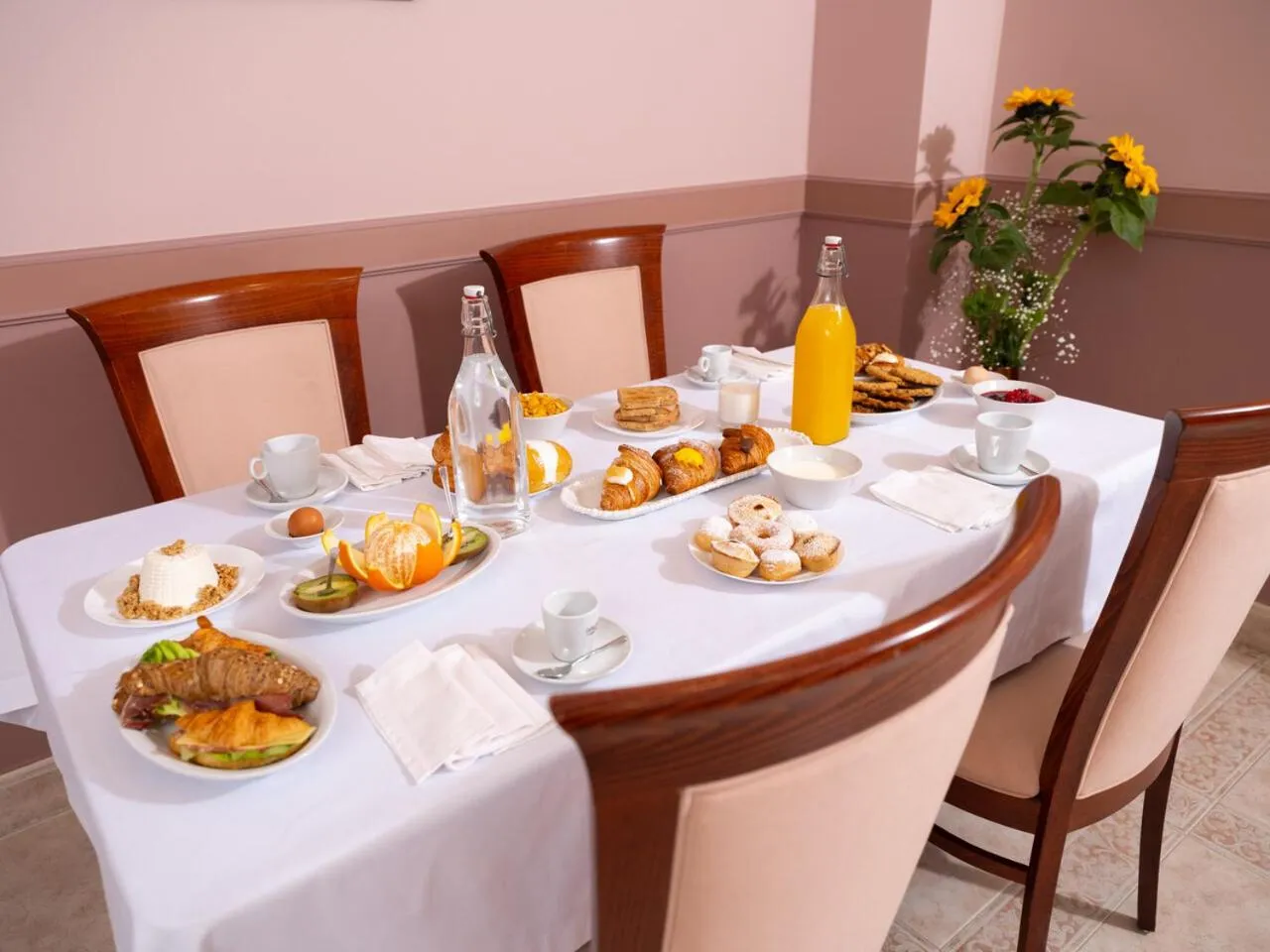 Breakfast in Hotel SAN PIO