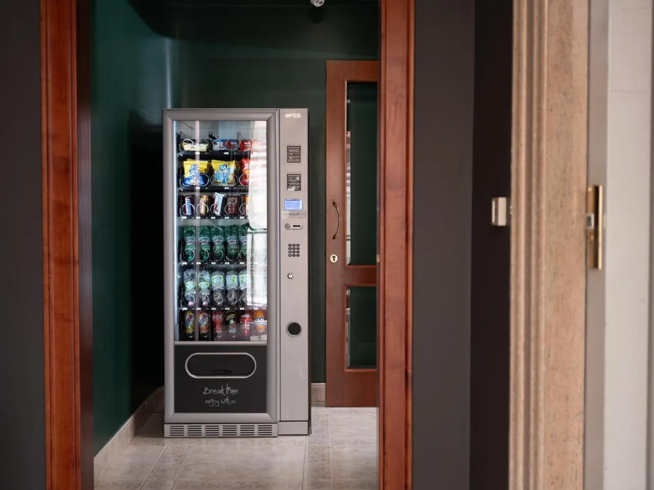 vending machine in Hotel SAN PIO