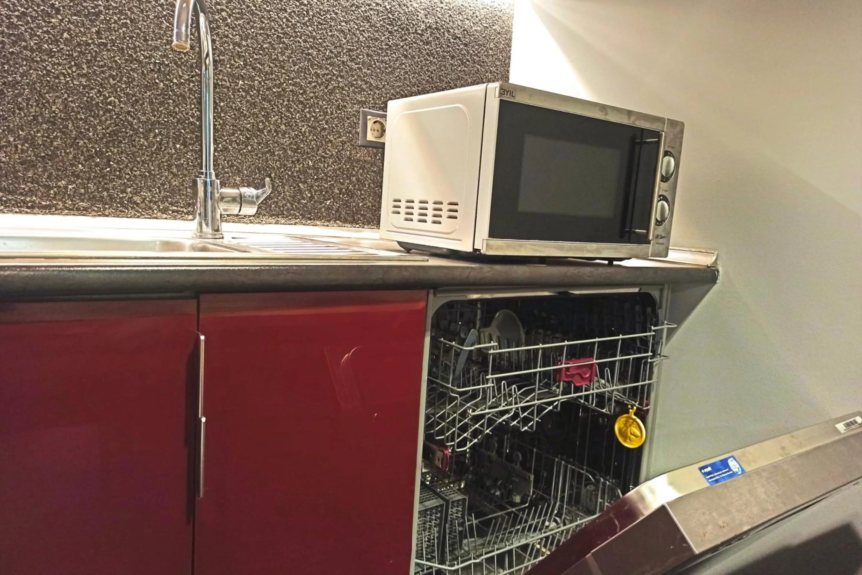 Kitchen or kitchenette in BC Residence Pangaldi