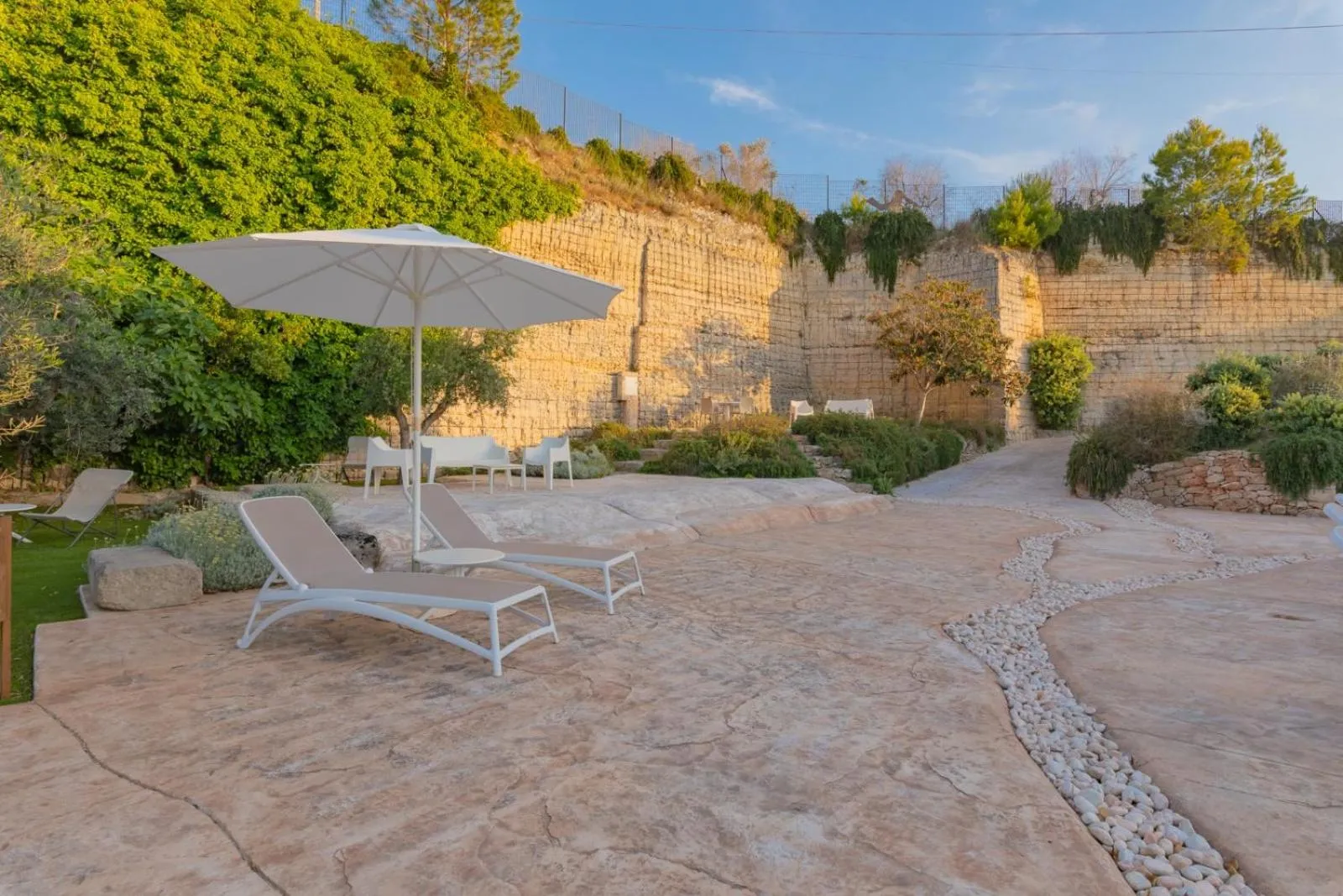Garden view in Cava Li Santi Residence