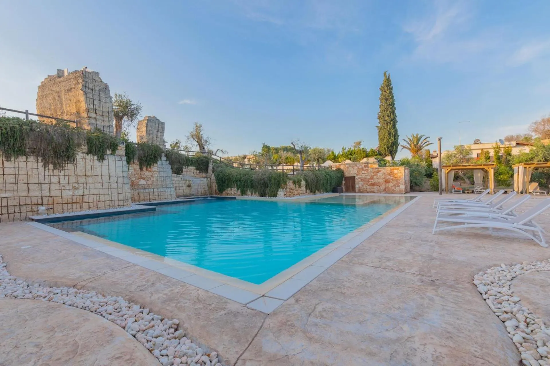 Swimming pool in Cava Li Santi Residence
