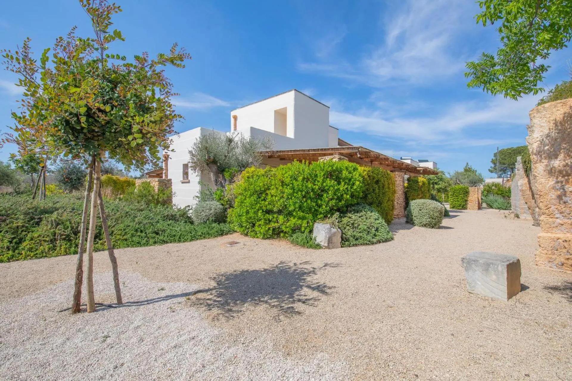 Garden in Cava Li Santi Residence