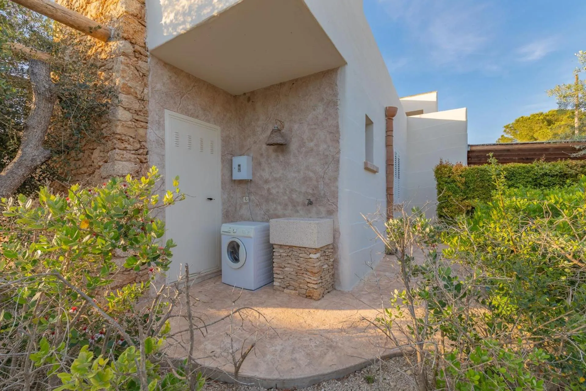 laundry in Cava Li Santi Residence