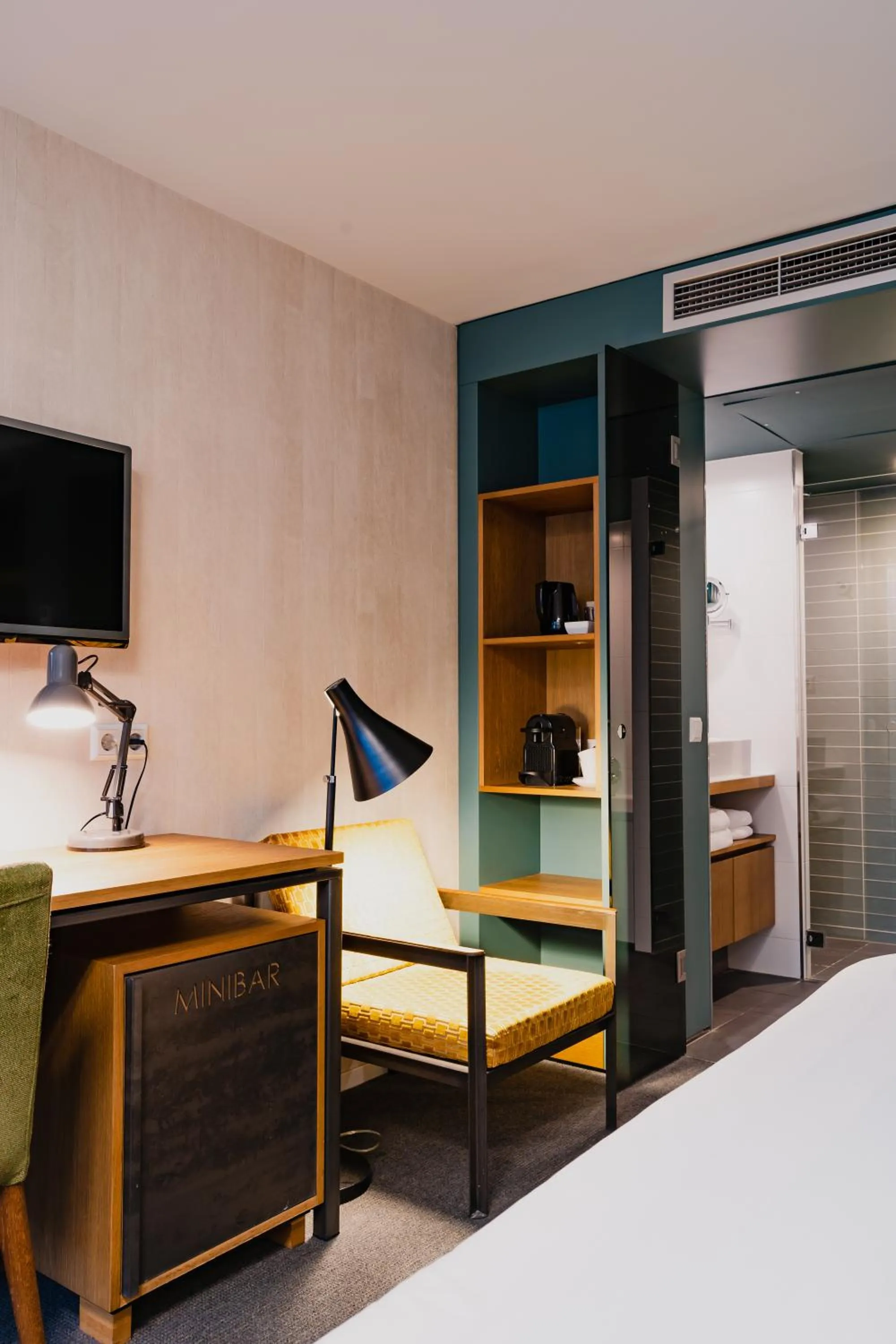 TV and multimedia, Bed in Hotel De Hallen