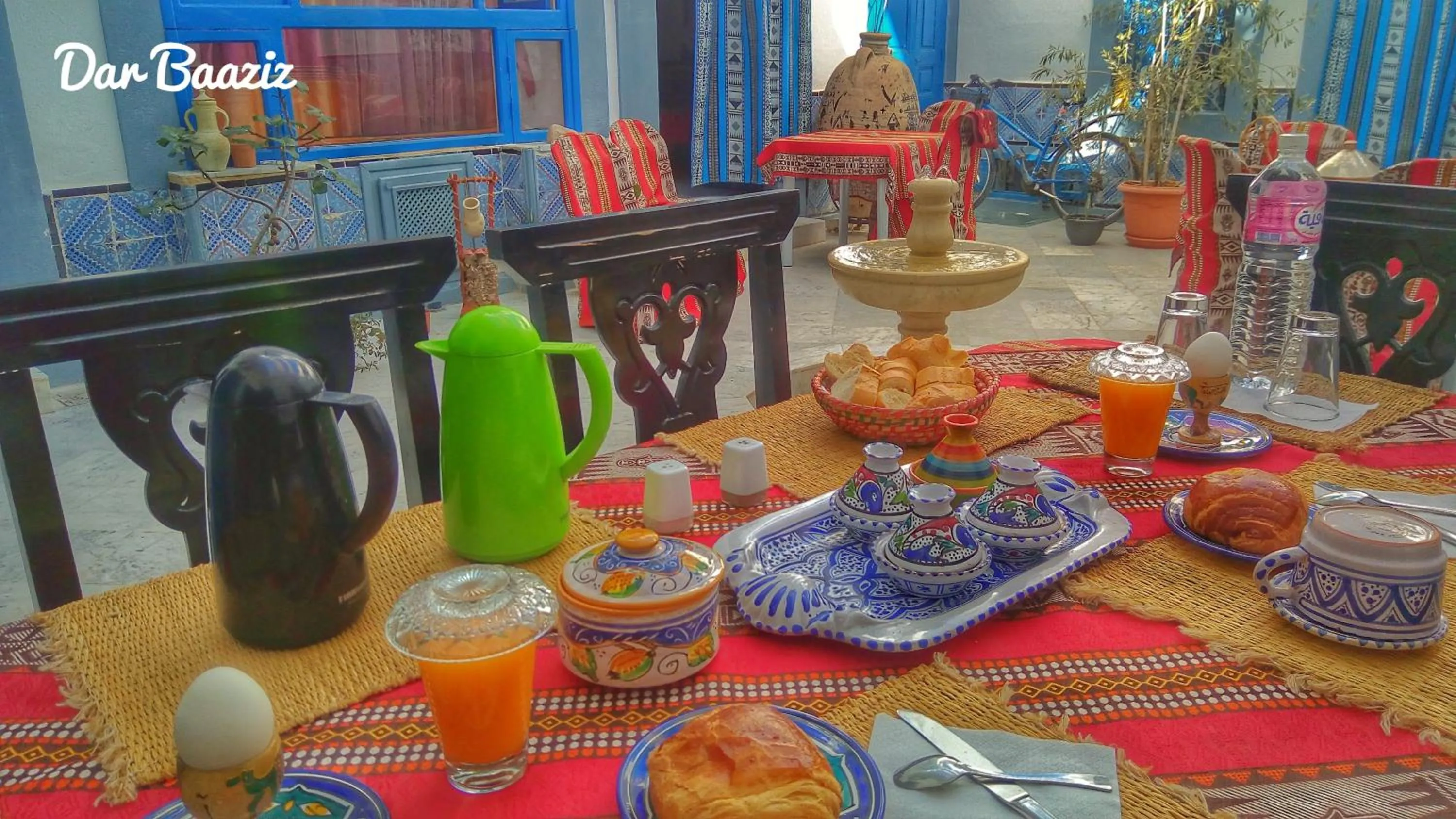 Dining area in Dar Baaziz