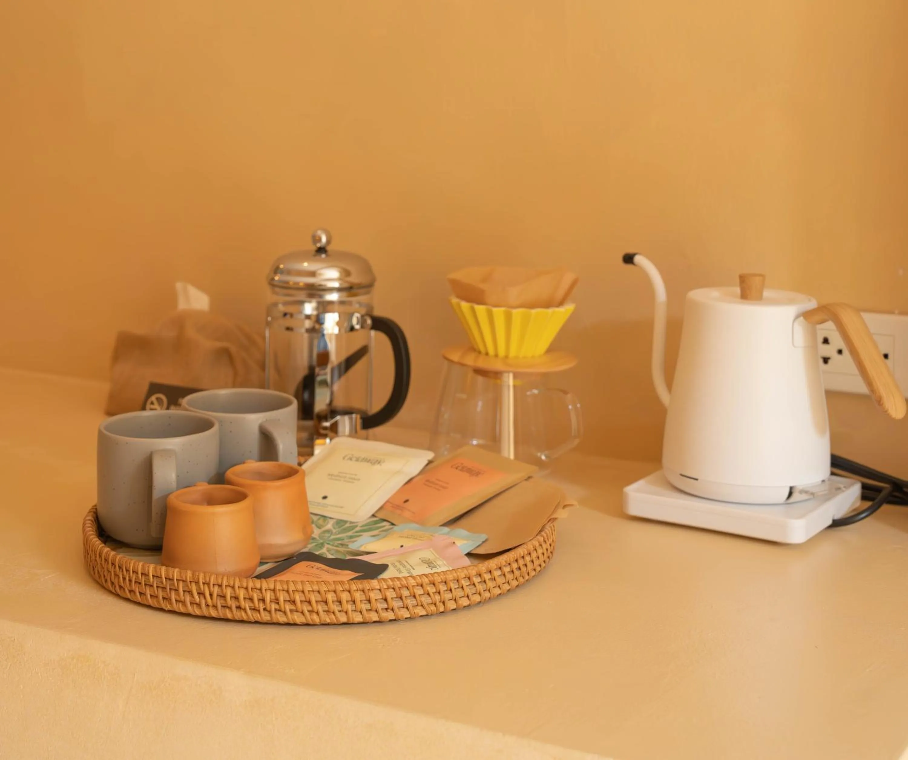 Area and facilities in Rustic and Blue Getaway