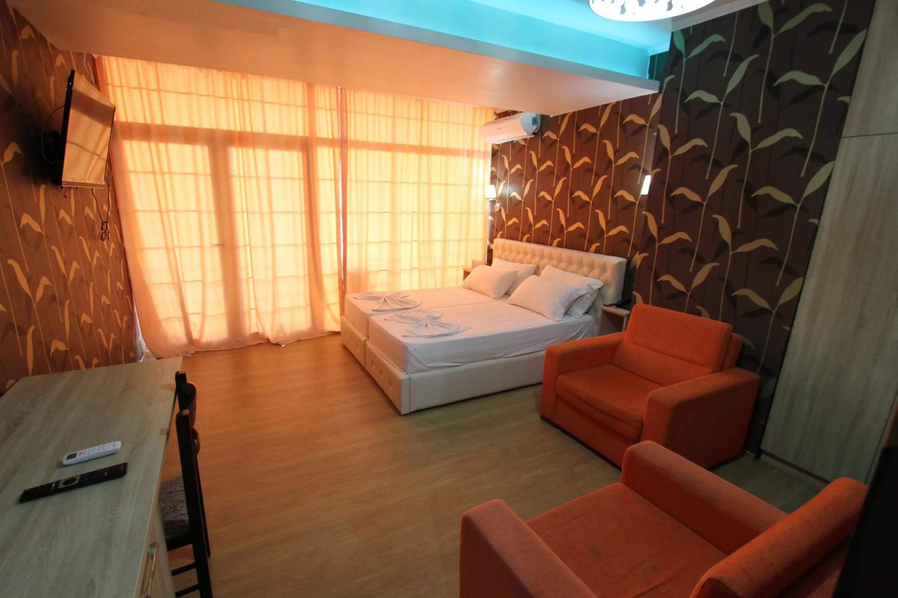 Photo of the whole room in Espana aparthotel