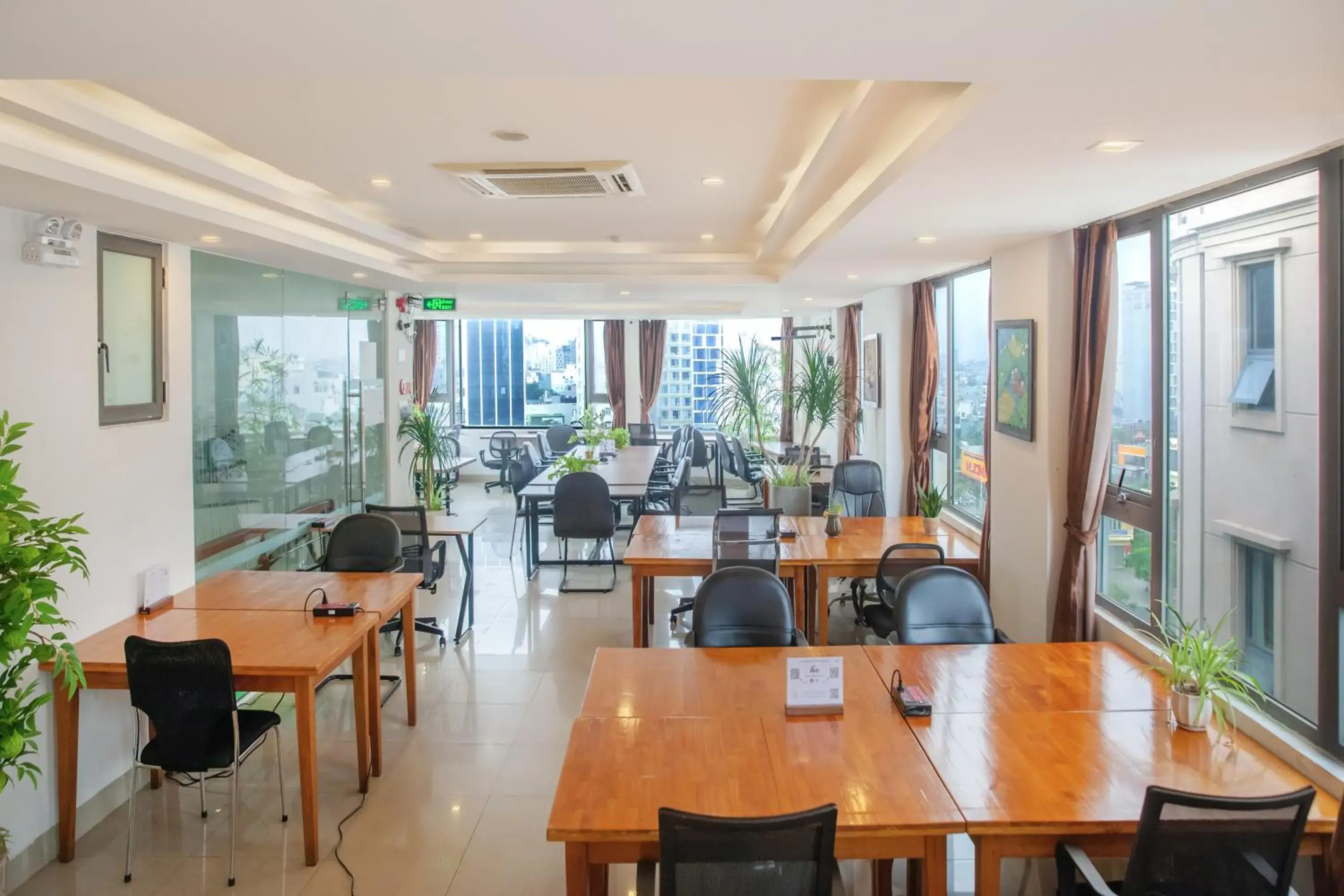 Restaurant/places to eat in Waikiki Beach Hotel Da Nang Restaurant/places to eat in Waikiki Beach Hotel Da Nang