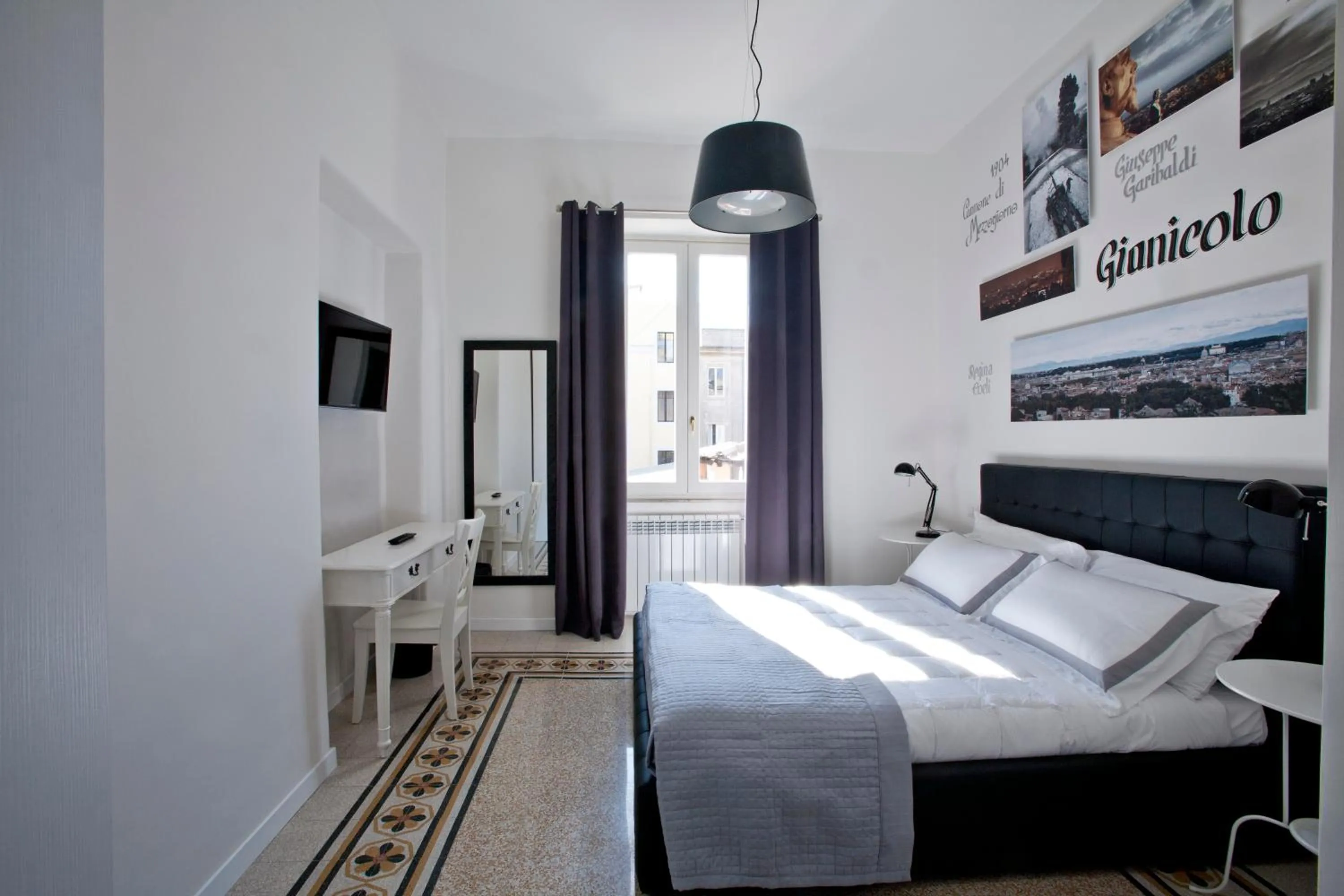 Bedroom, Bed in Saint Peter's Keys