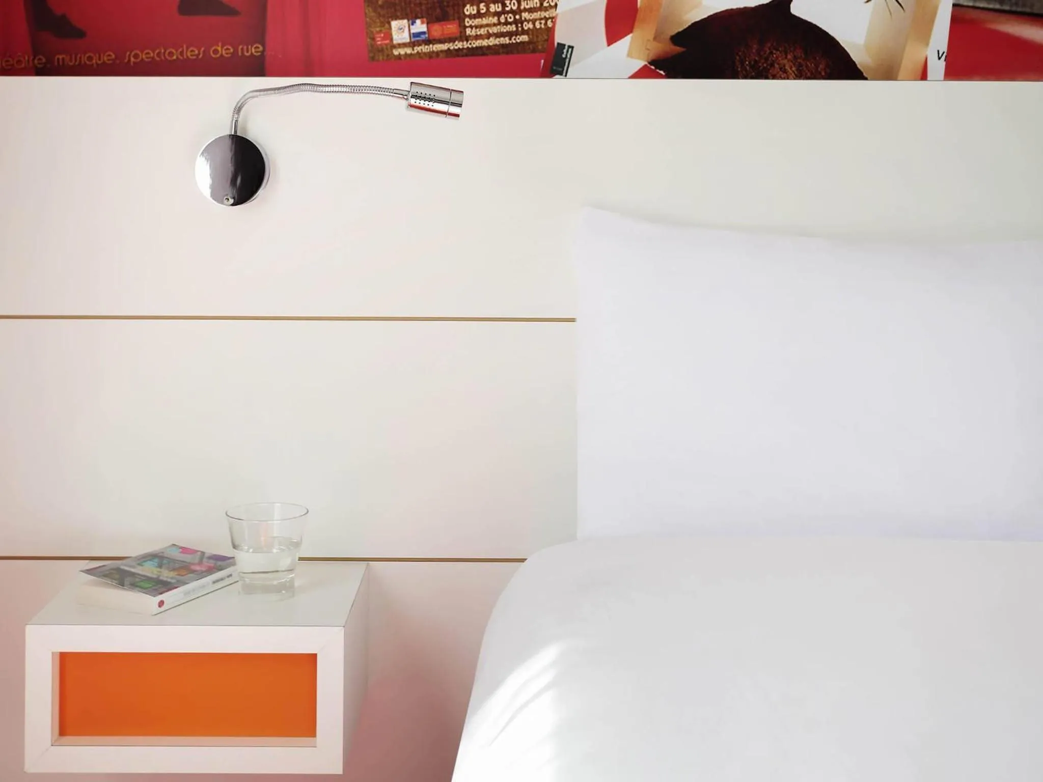 Bedroom, Bed in ibis Styles Montpellier Centre Comedie