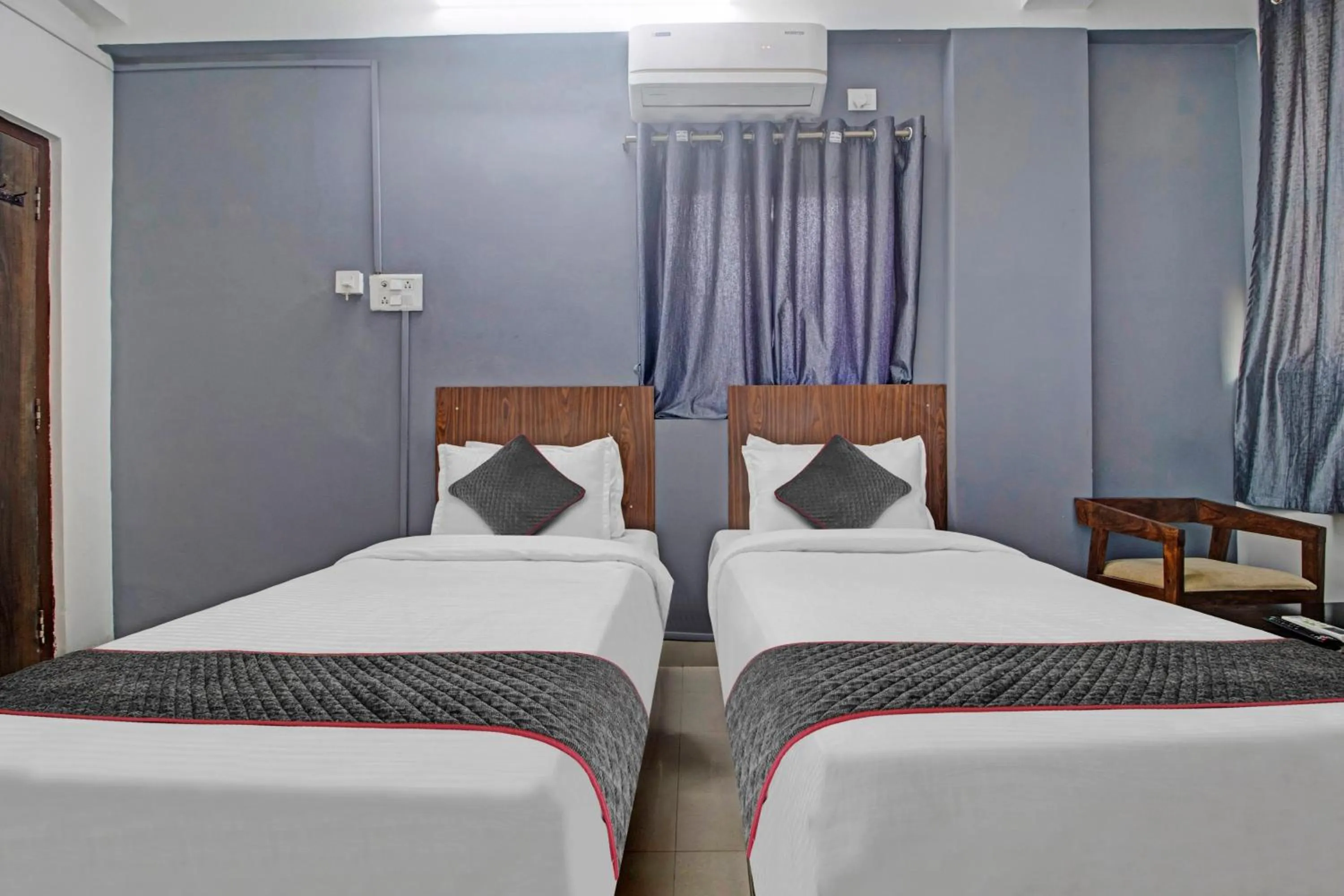 Bedroom, Bed in Hotel O Sunrise