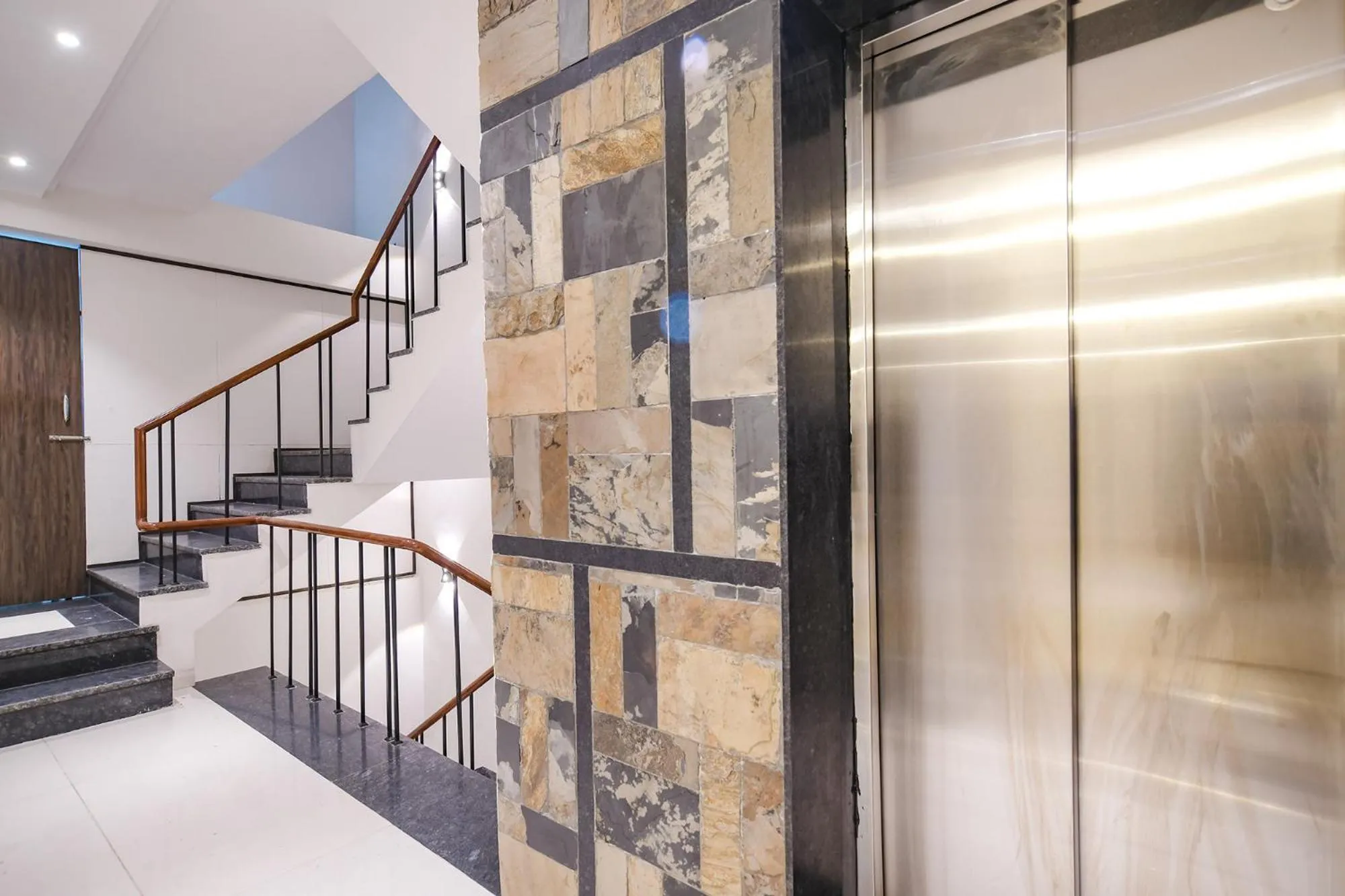 elevator in FabHotel Suraj Kunj