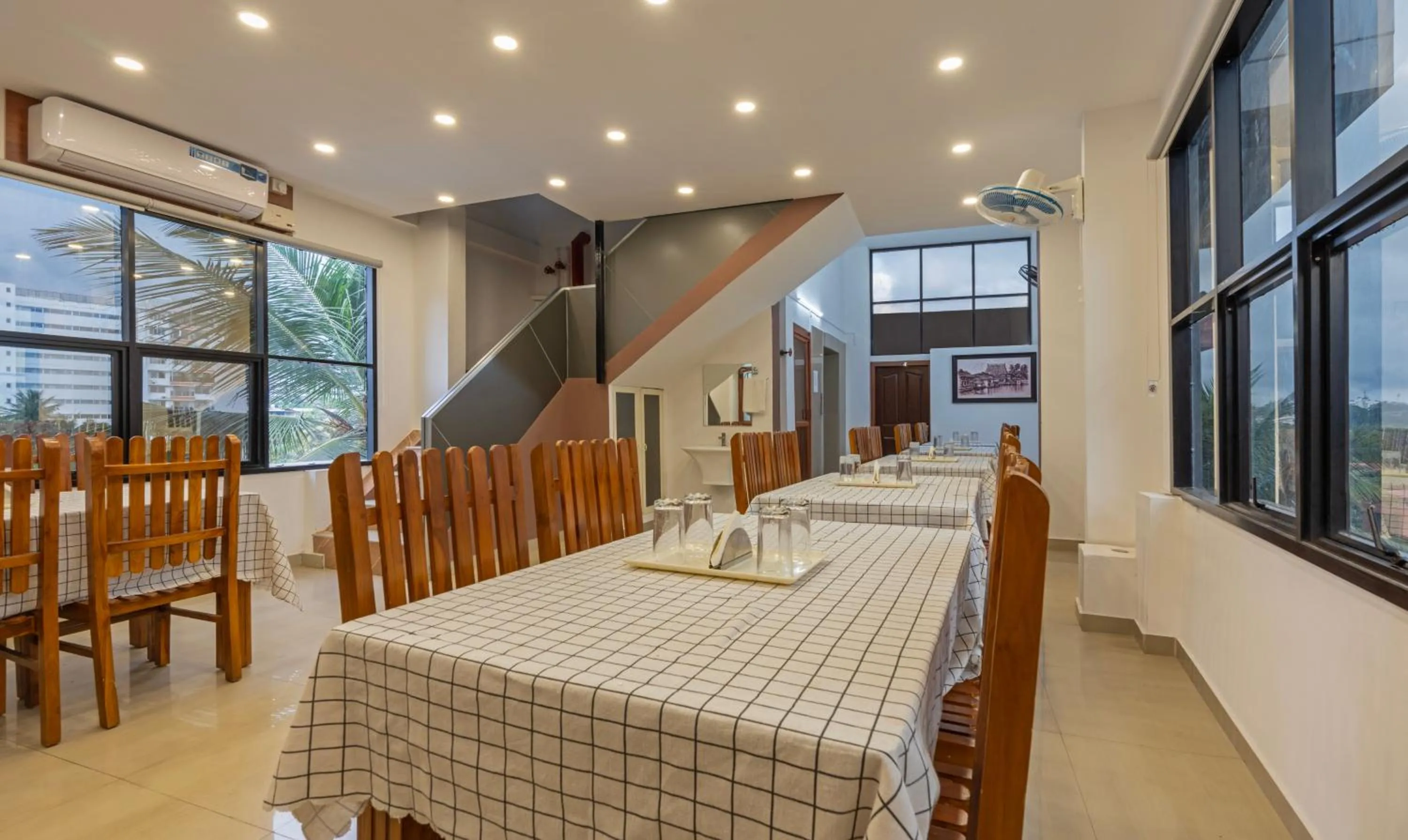 Dining area in Treebo JP Residency