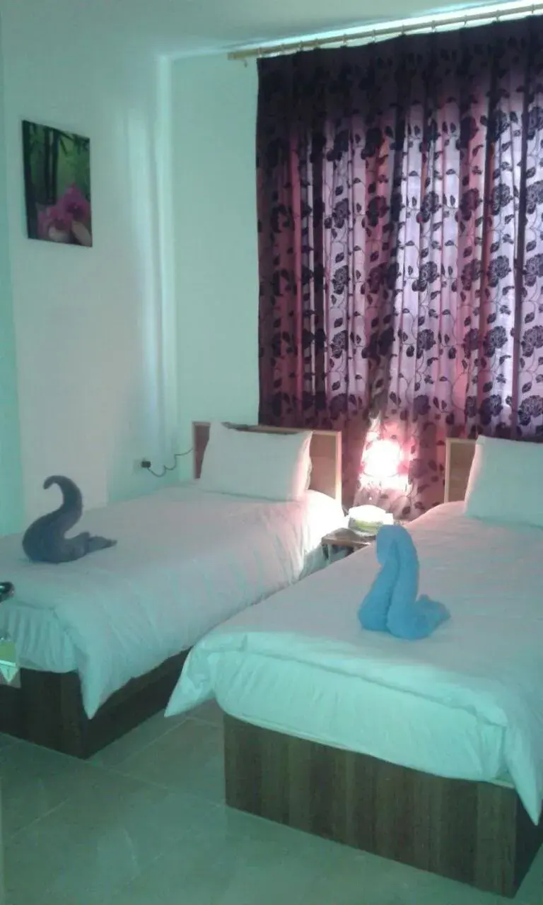 Bed in Jordan River Hotel Bed in Jordan River Hotel