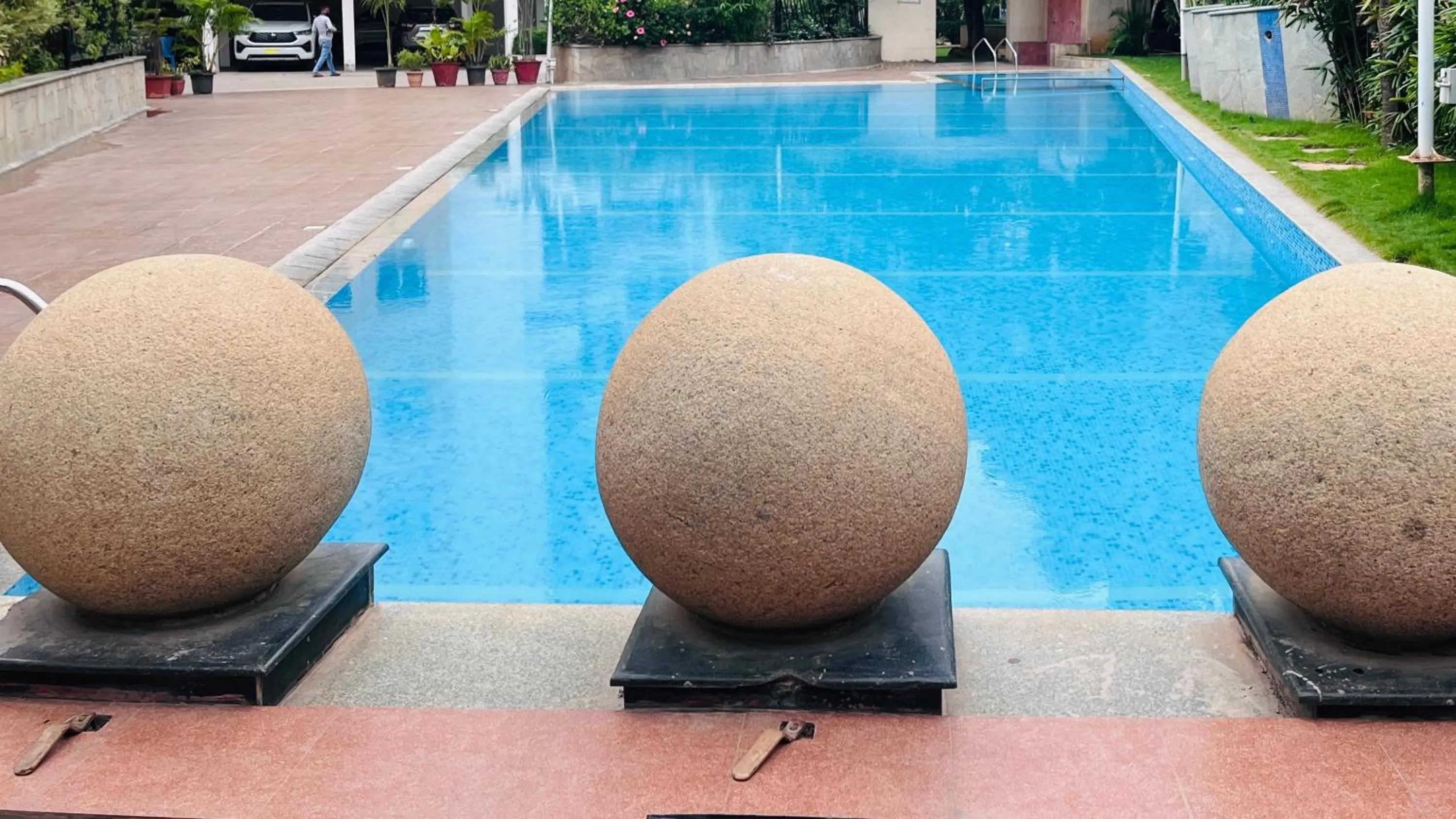 Swimming pool in Lemon Tree Suites, Whitefield, Bengaluru