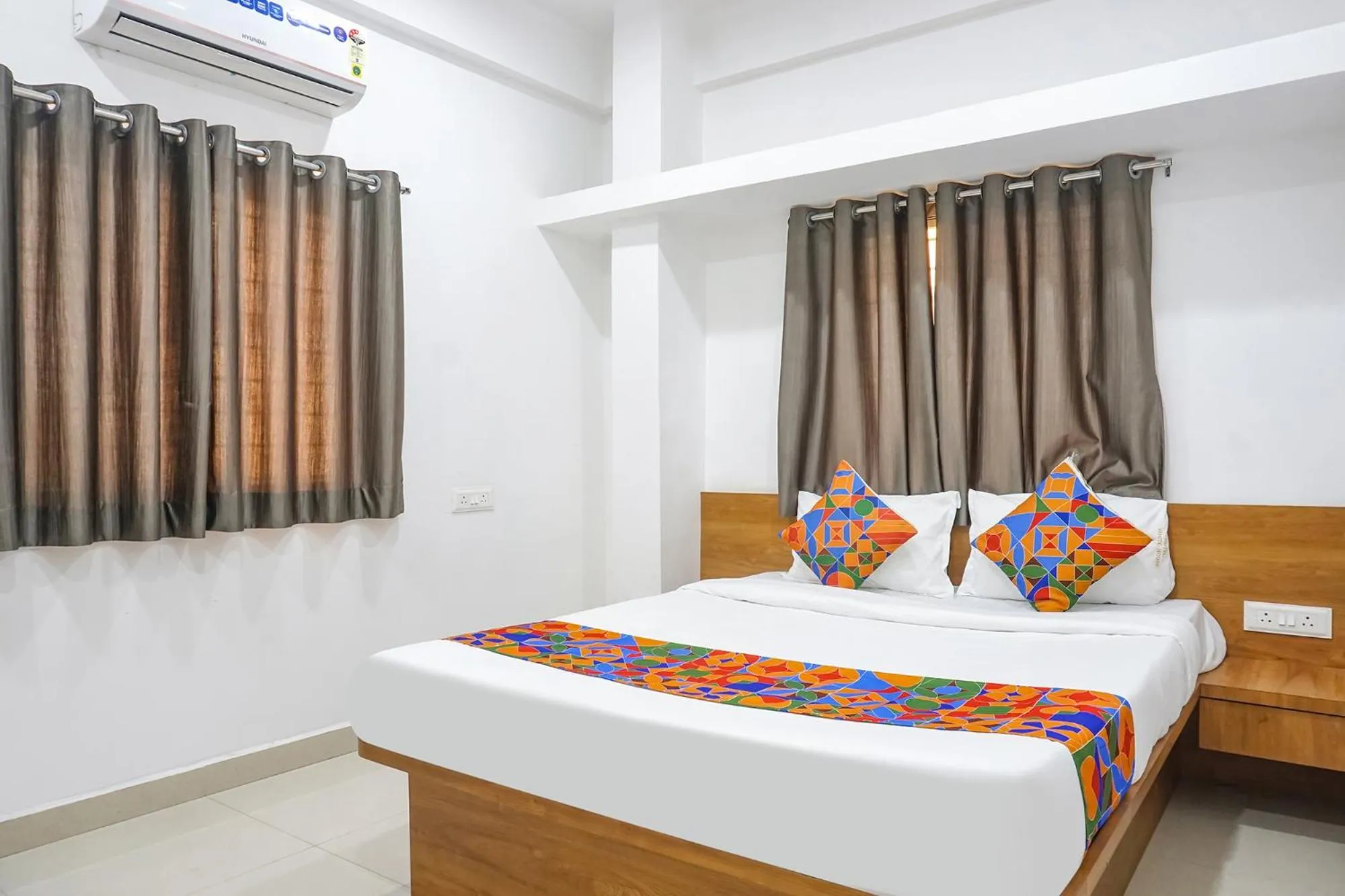 Bed in FabHotel The White House Inn - EON IT Park