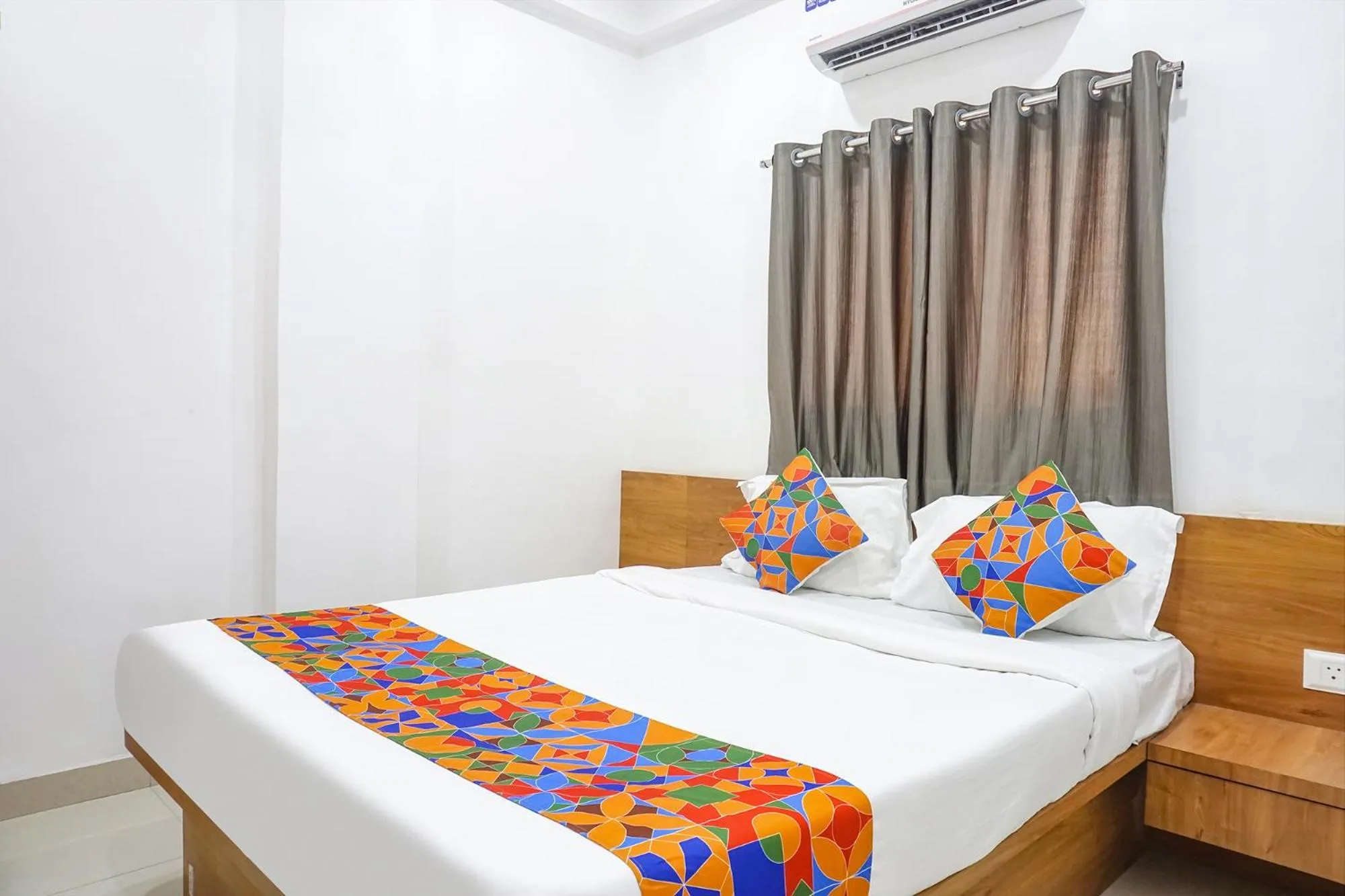 Bed in FabHotel The White House Inn - EON IT Park