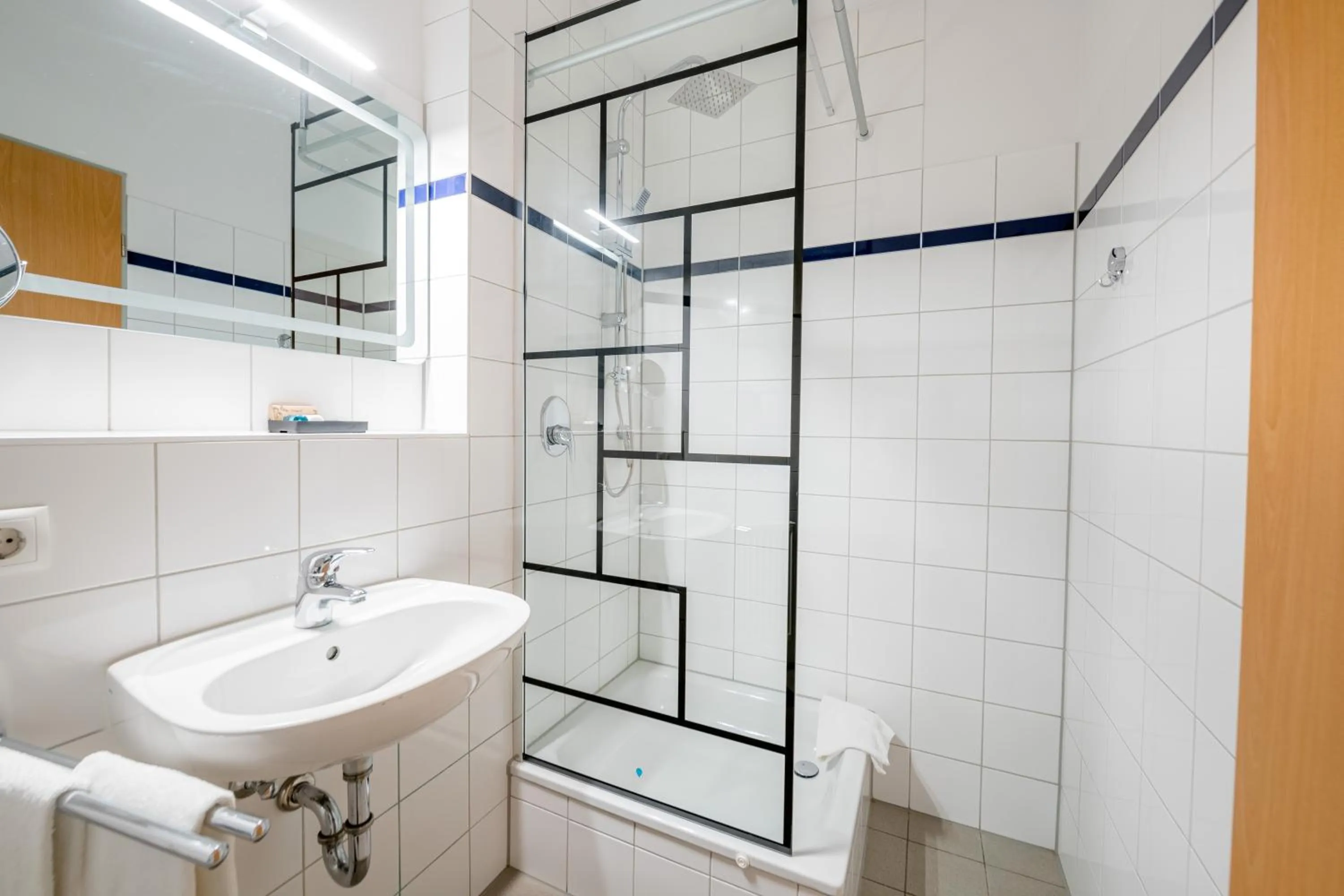 Bathroom in Aparthotel Alma Bonn