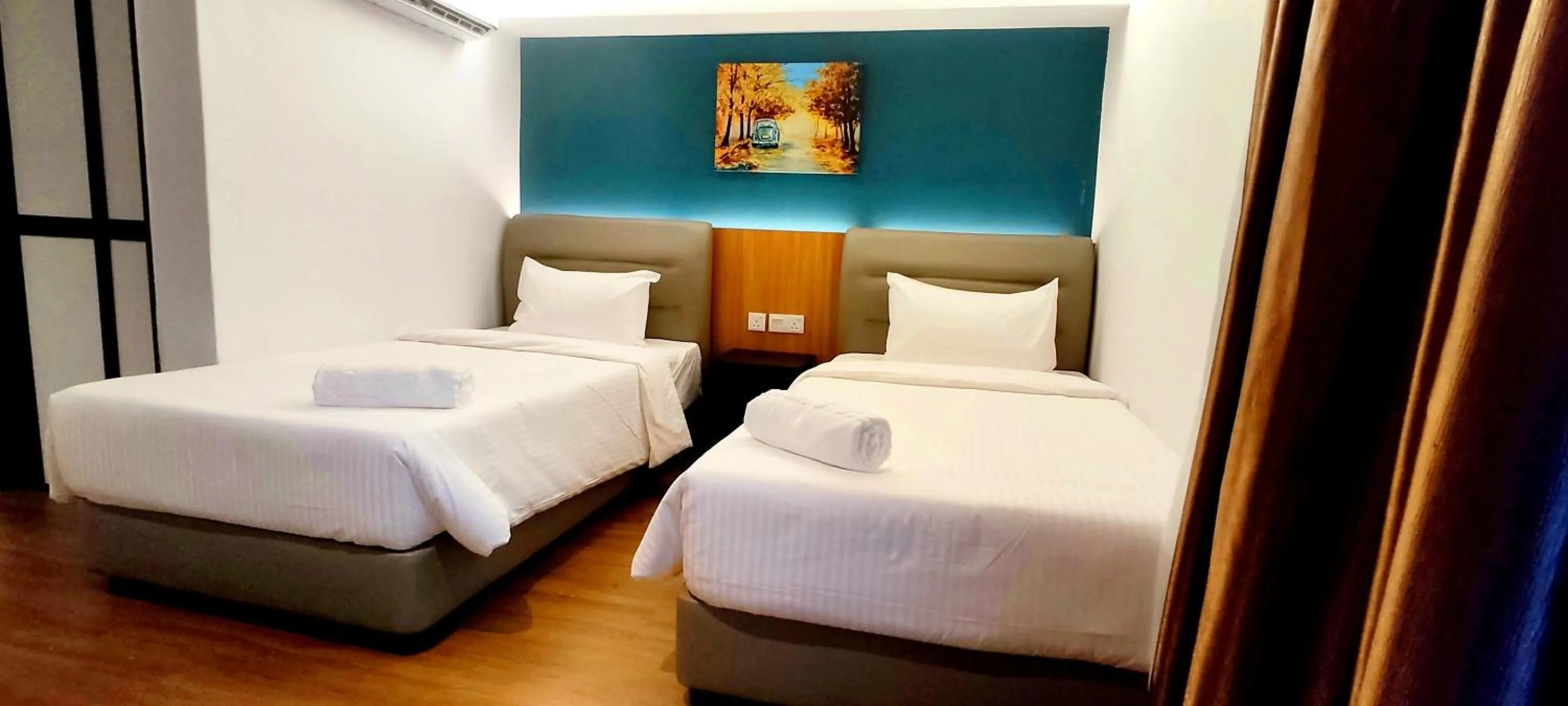 Photo of the whole room, Bed in MILAN HOTEL