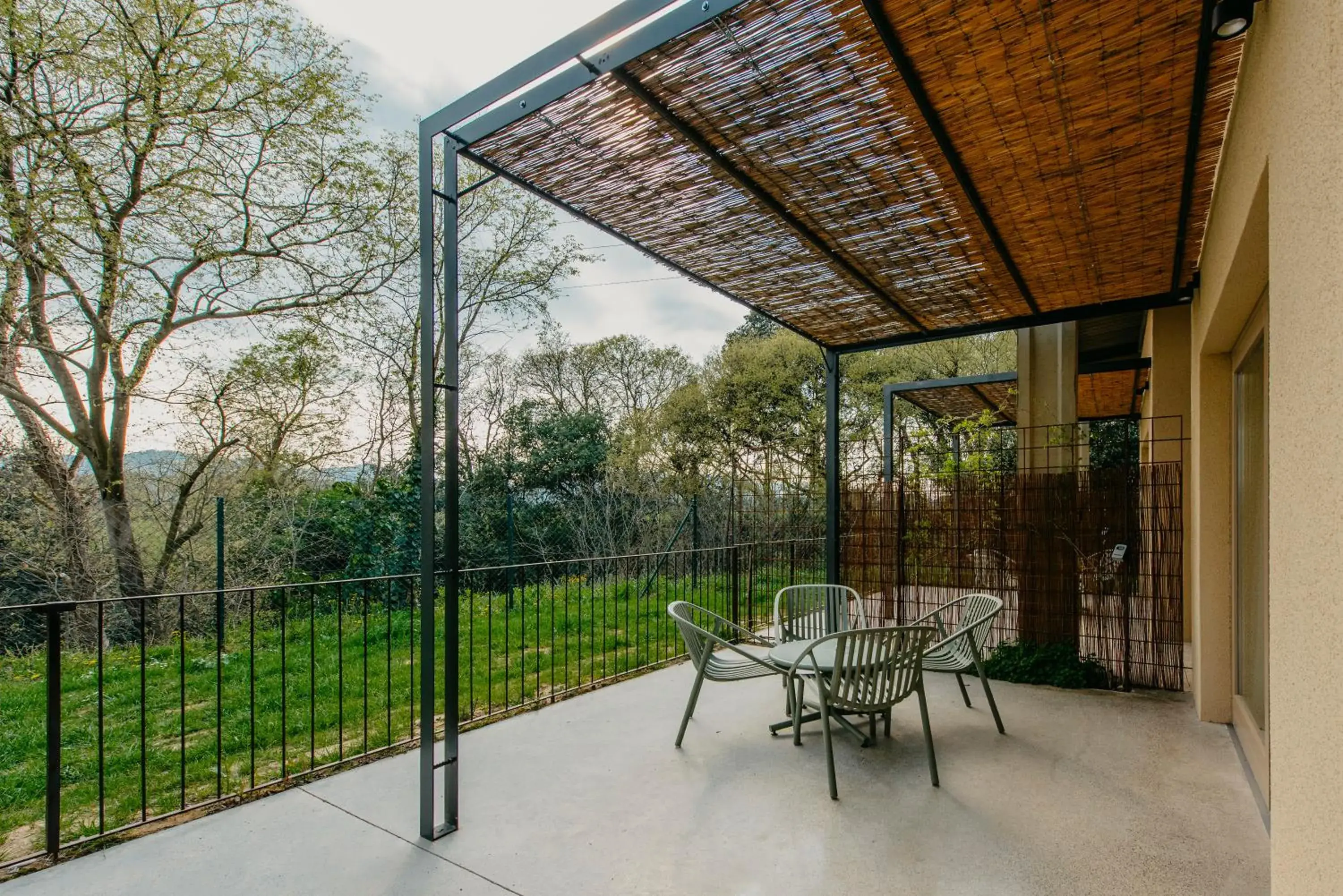 Quadruple Room in the Corral. With terrace, garden views. - single occupancy in Mas Pere Pau Quadruple Room in the Corral. With terrace, garden views. - single occupancy in Mas Pere Pau