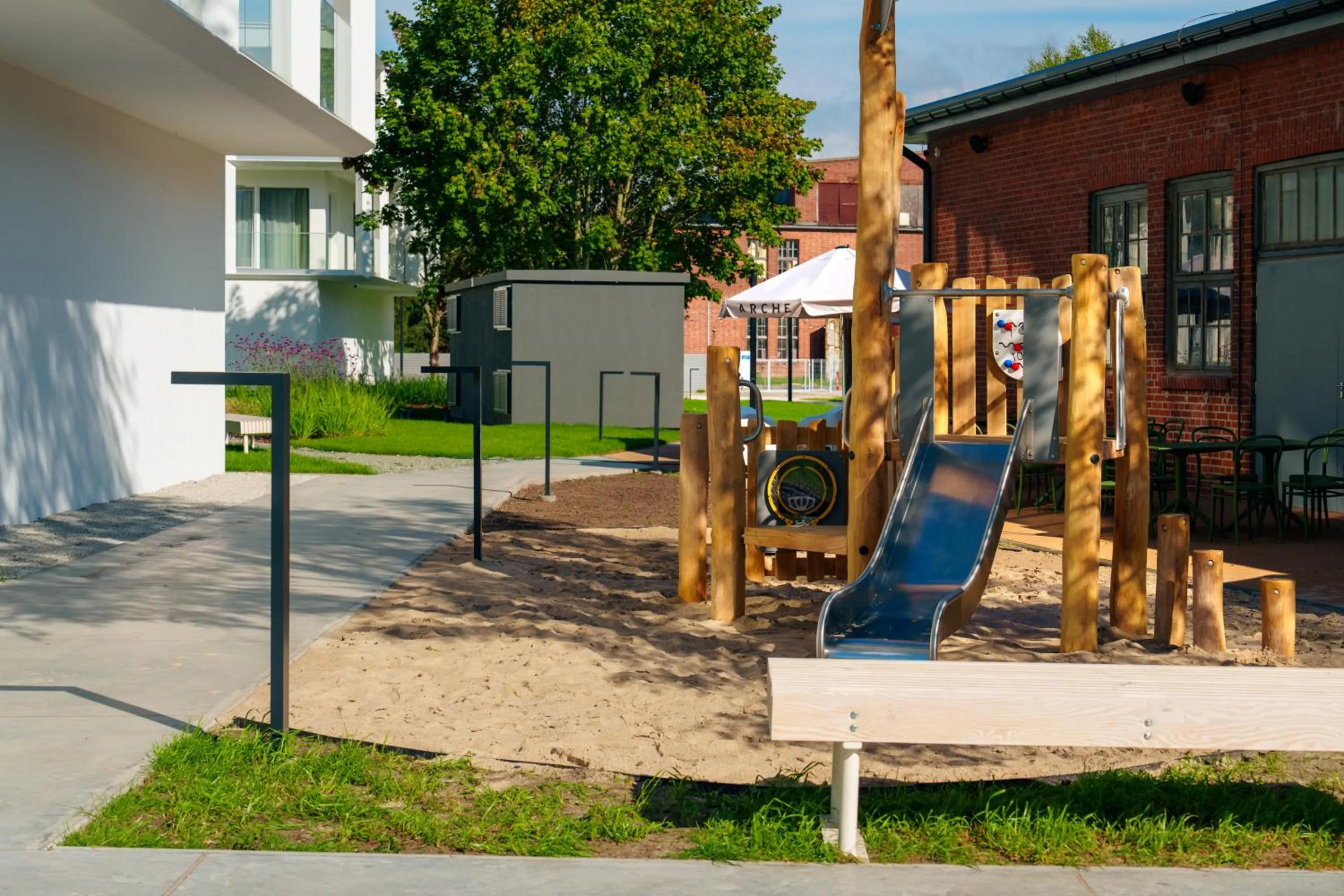 Day in Hotel ARCHE Fabryka Samolotów w Mielnie