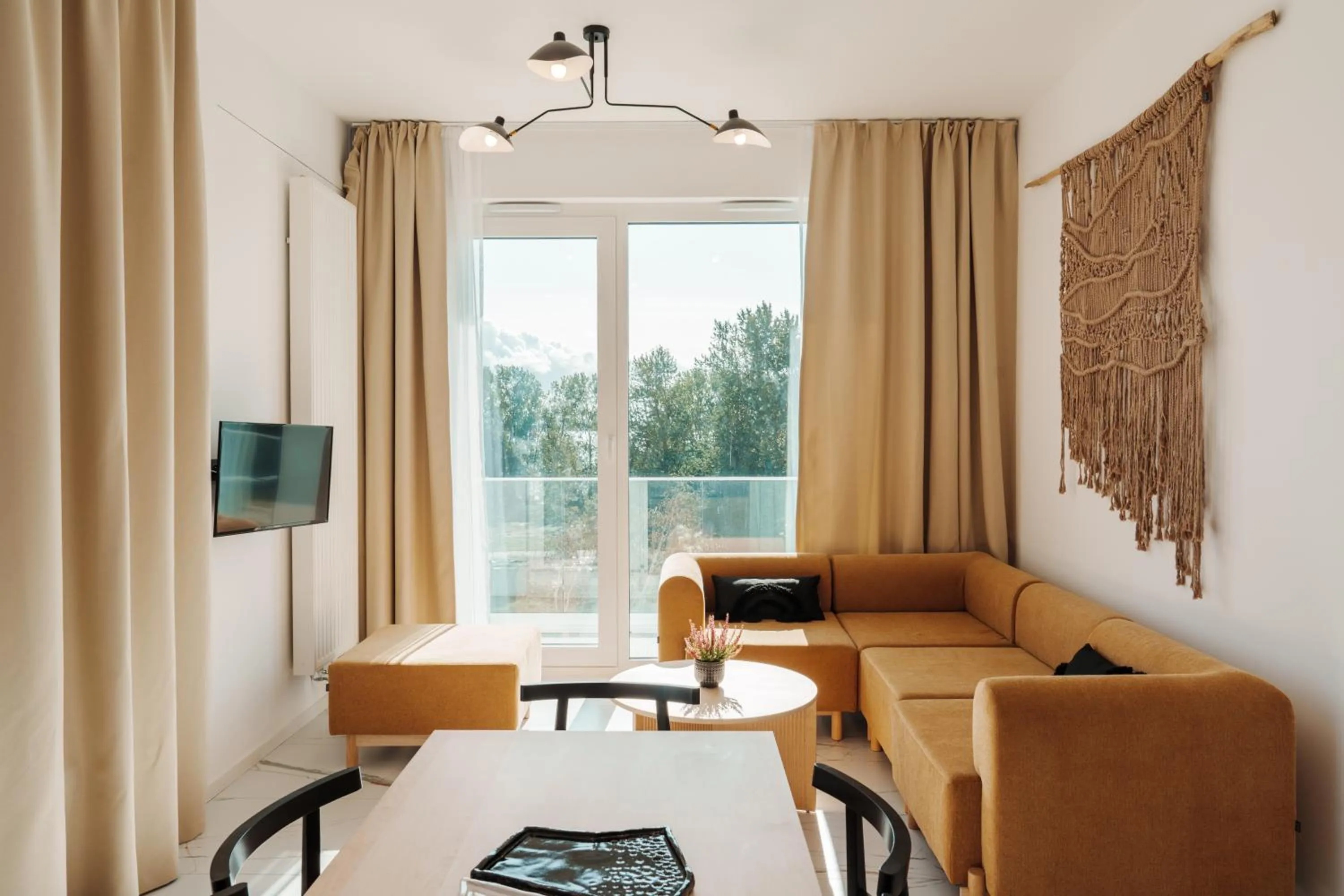 TV and multimedia in Hotel ARCHE Fabryka Samolotów w Mielnie