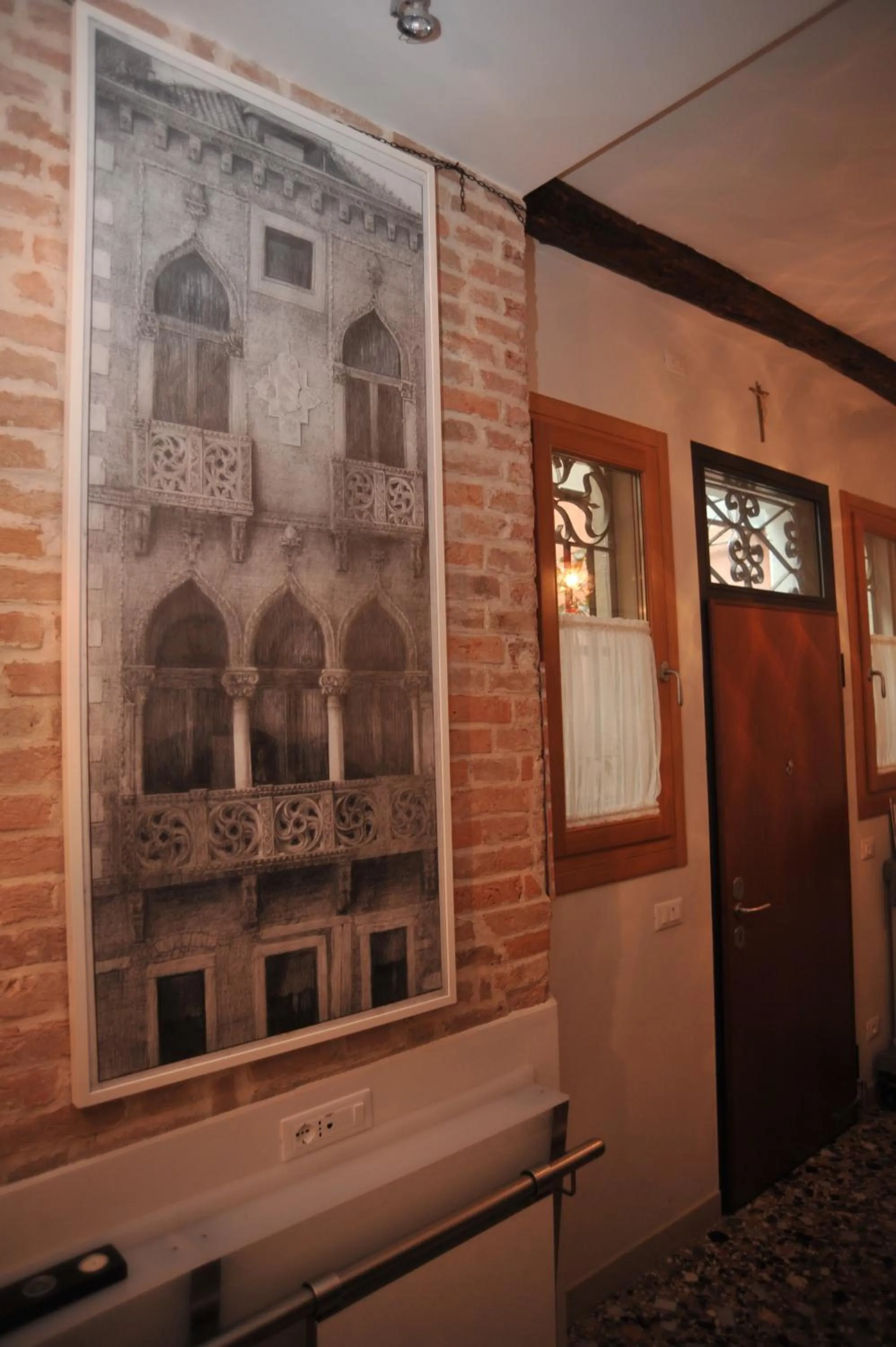 Decorative detail in 3C B&B