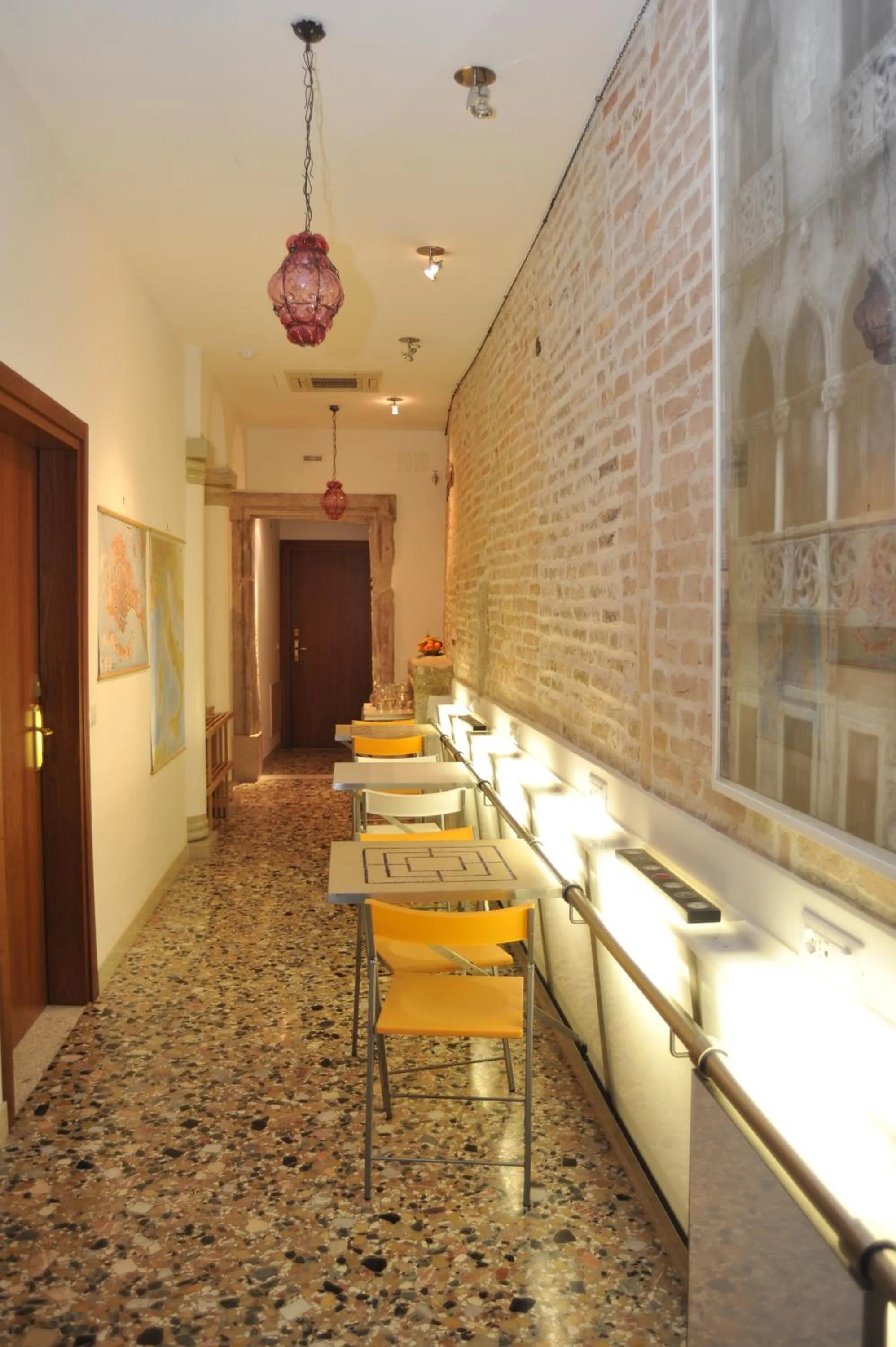 Restaurant/places to eat in 3C B&B