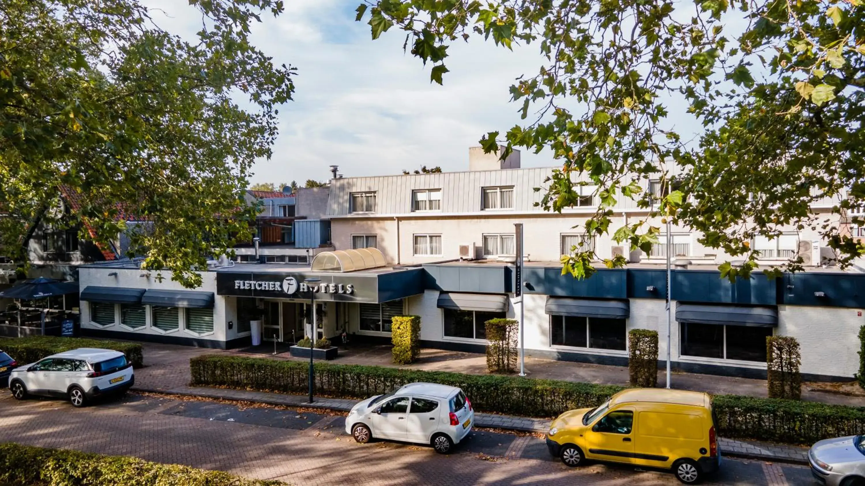 Property building in Fletcher Hotel-Restaurant Waalwijk Property building in Fletcher Hotel-Restaurant Waalwijk