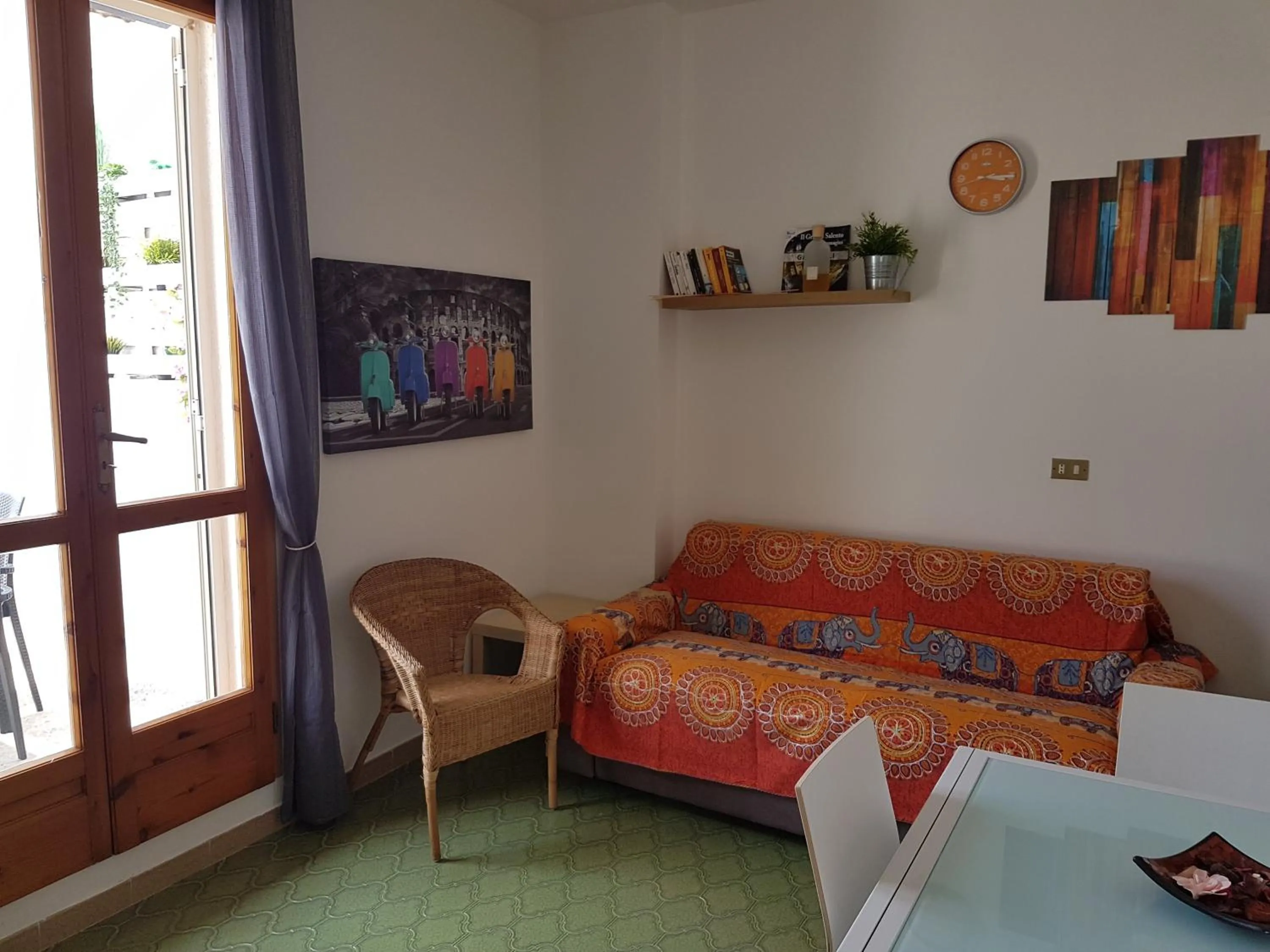 Living room, Bed in Residence Orsa Minore