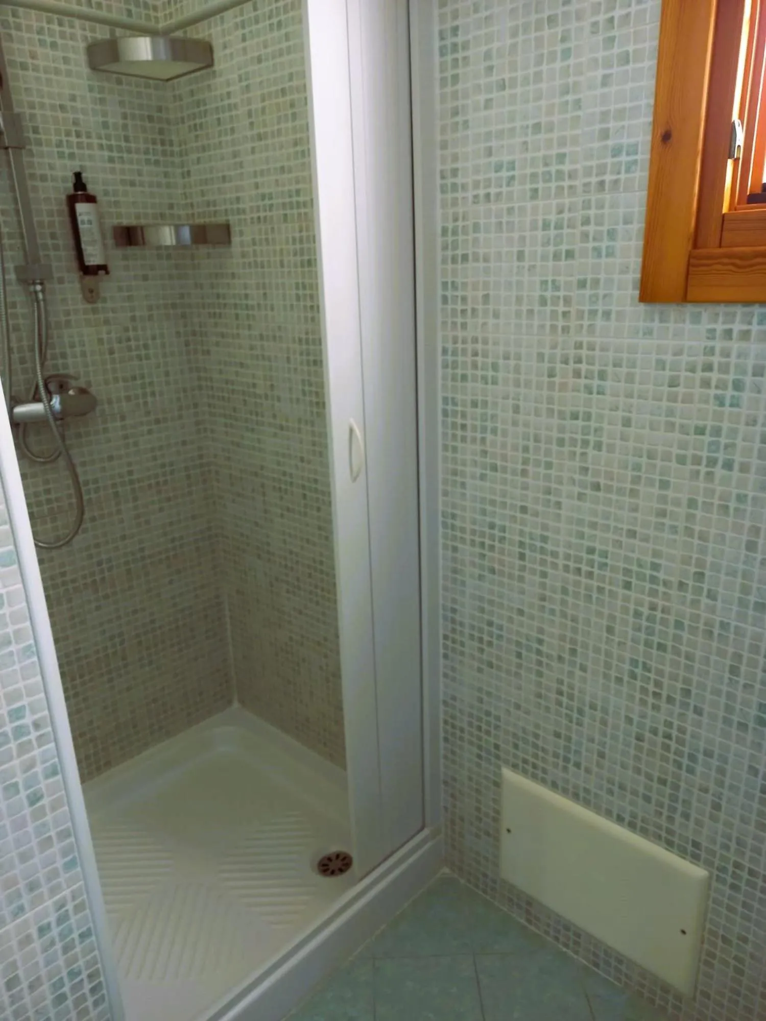 Shower in Residence Orsa Minore