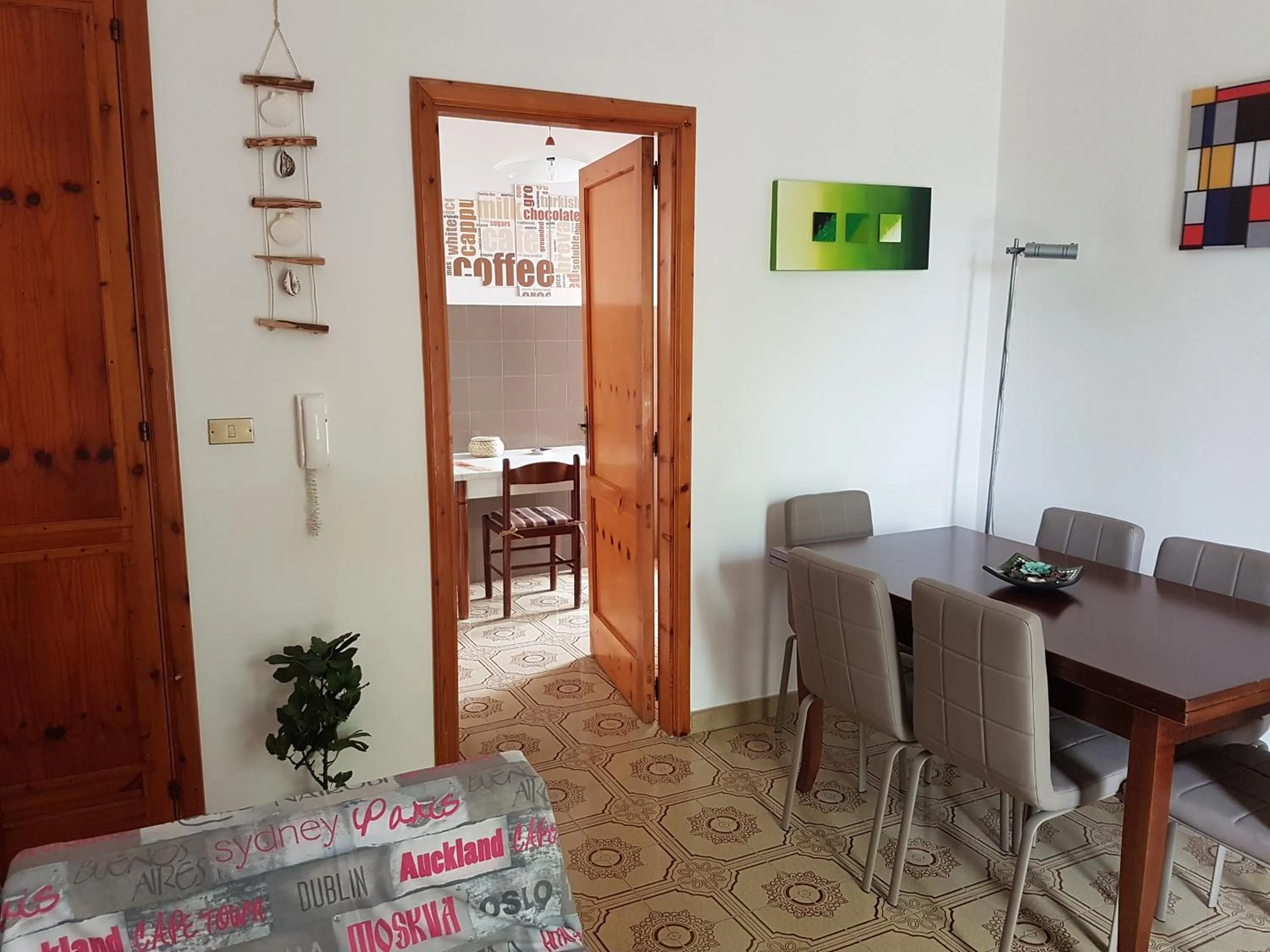 Dining area in Residence Orsa Minore