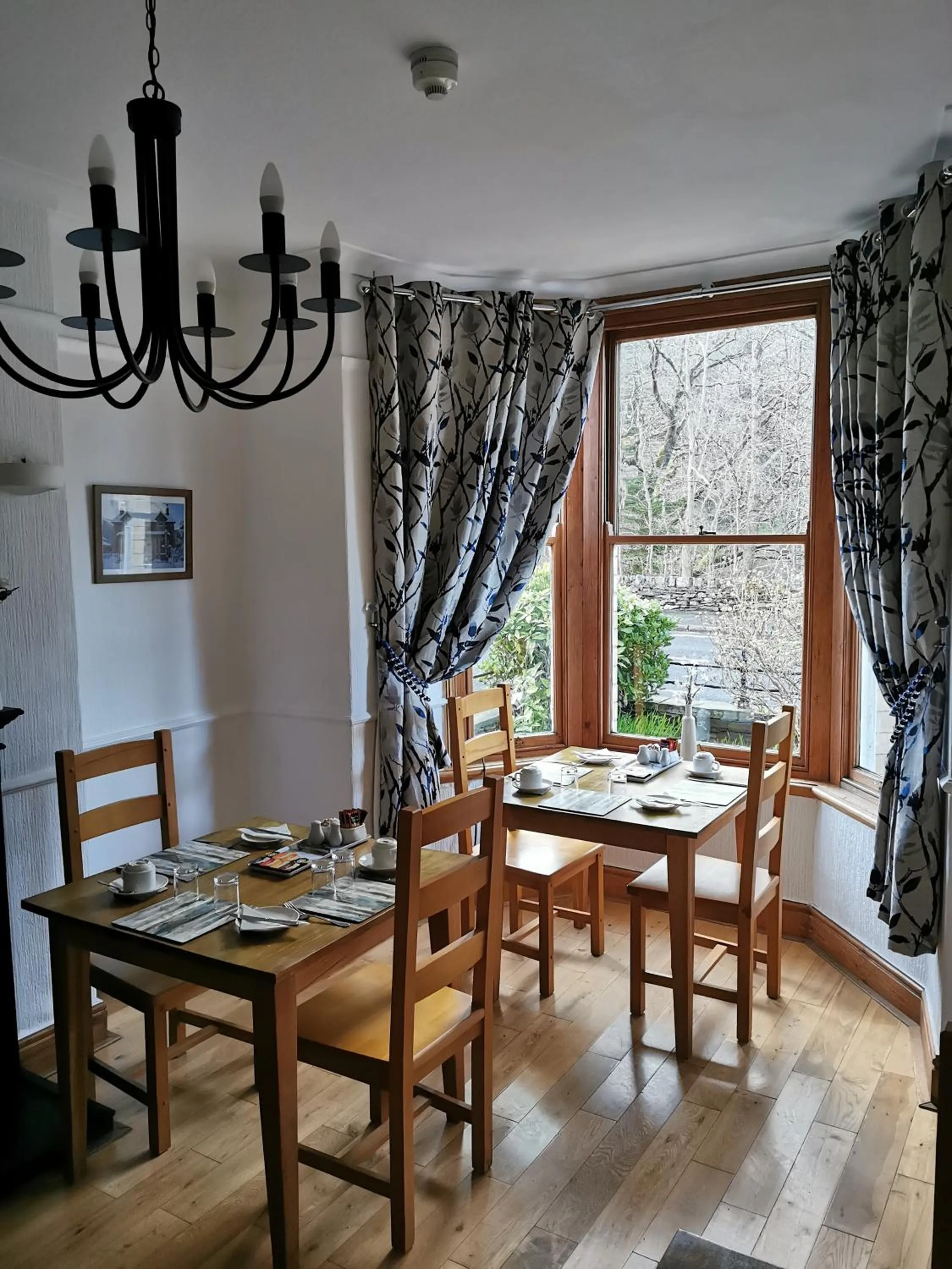 Dolweunydd Bed and Breakfast