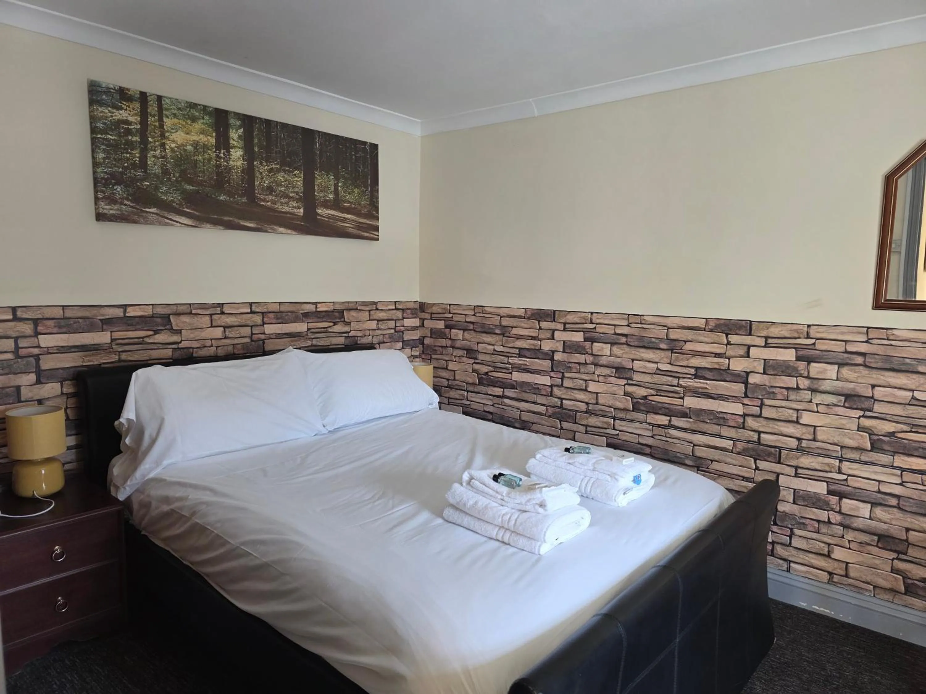 Bedroom, Bed in Mount Lavinia