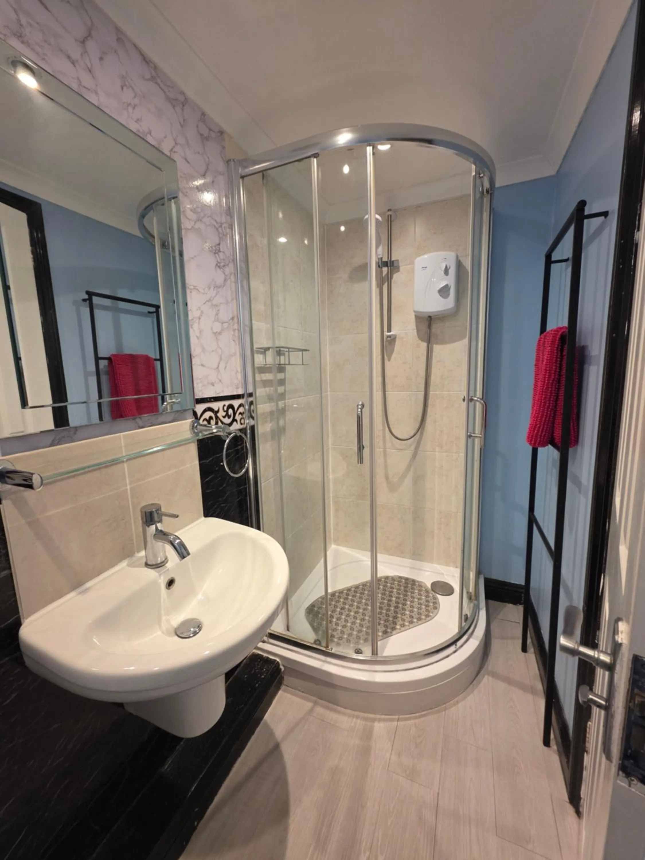 Bathroom in Mount Lavinia